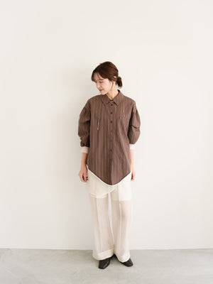 スタッフの顔写真