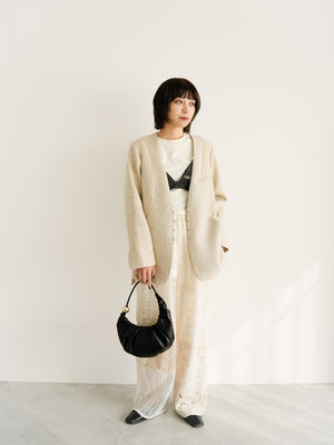 スタッフの顔写真