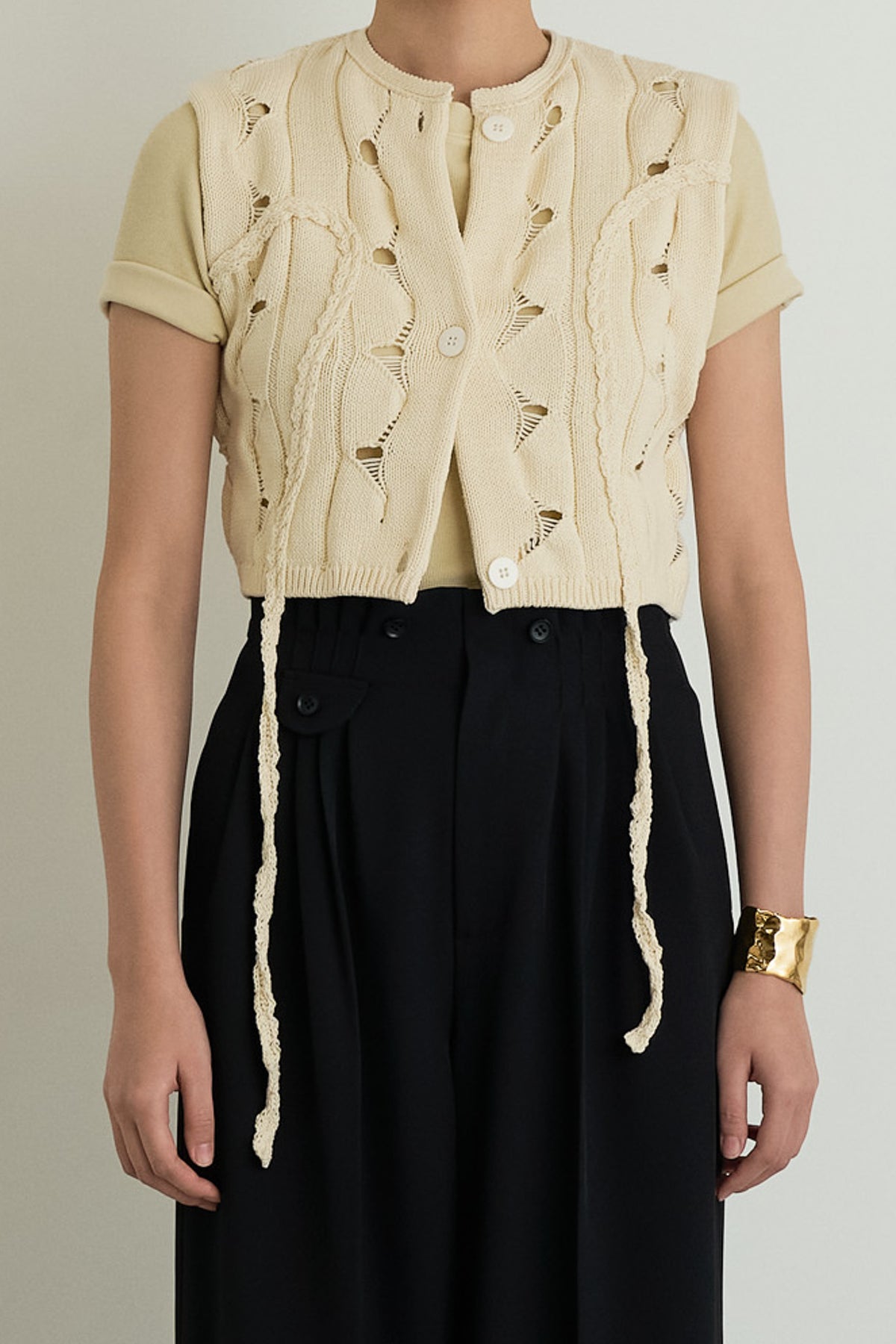 color_ivory