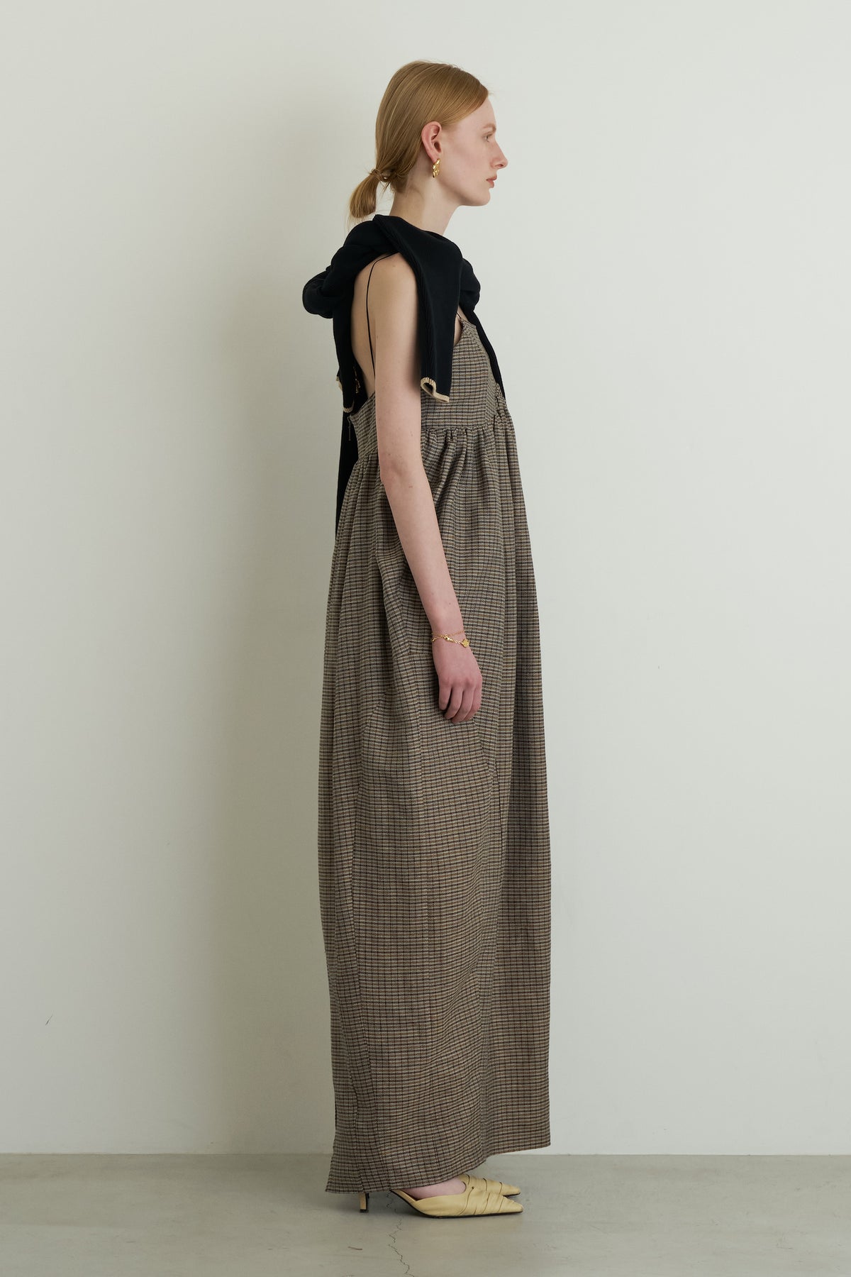 color_brown