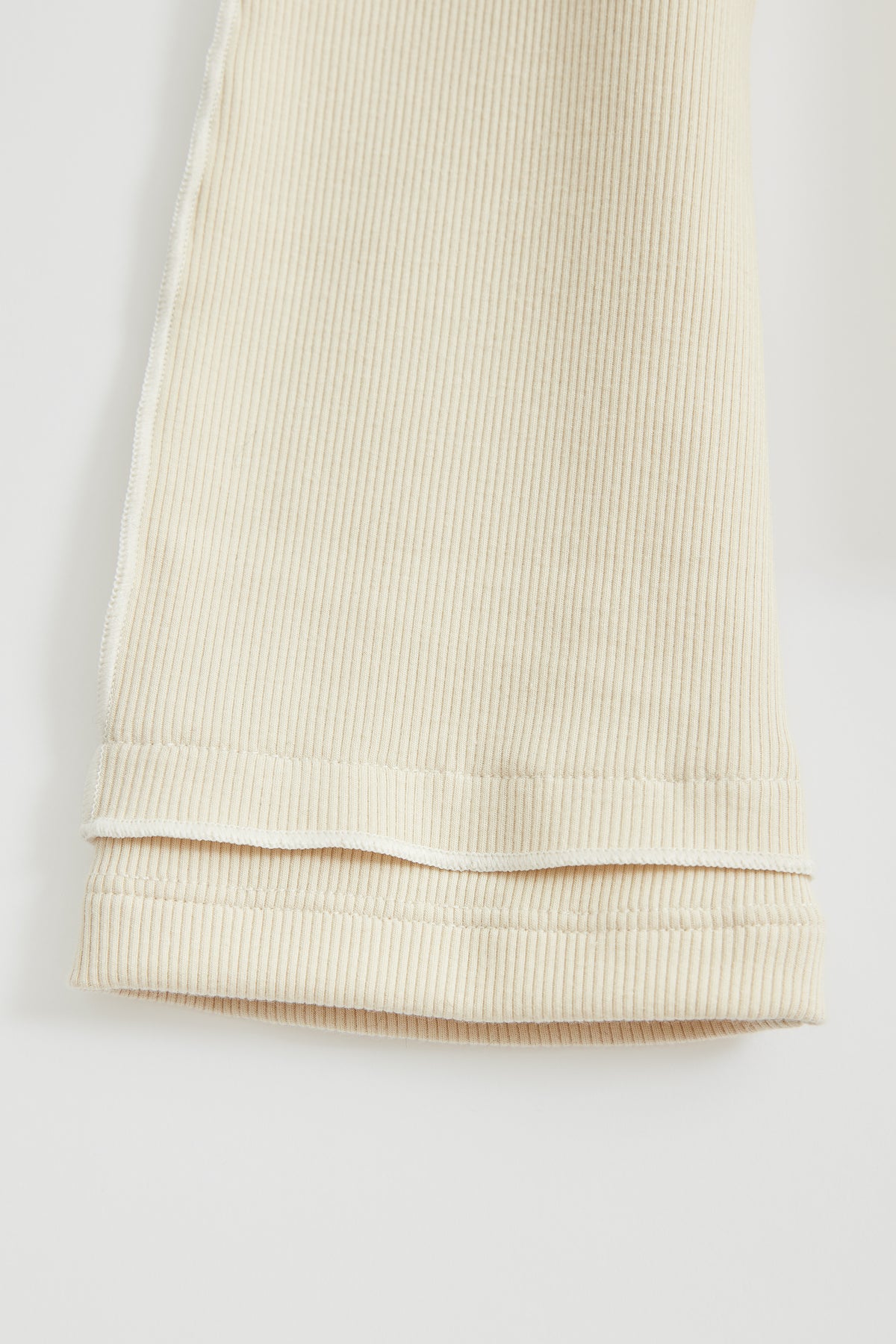 color_ivory