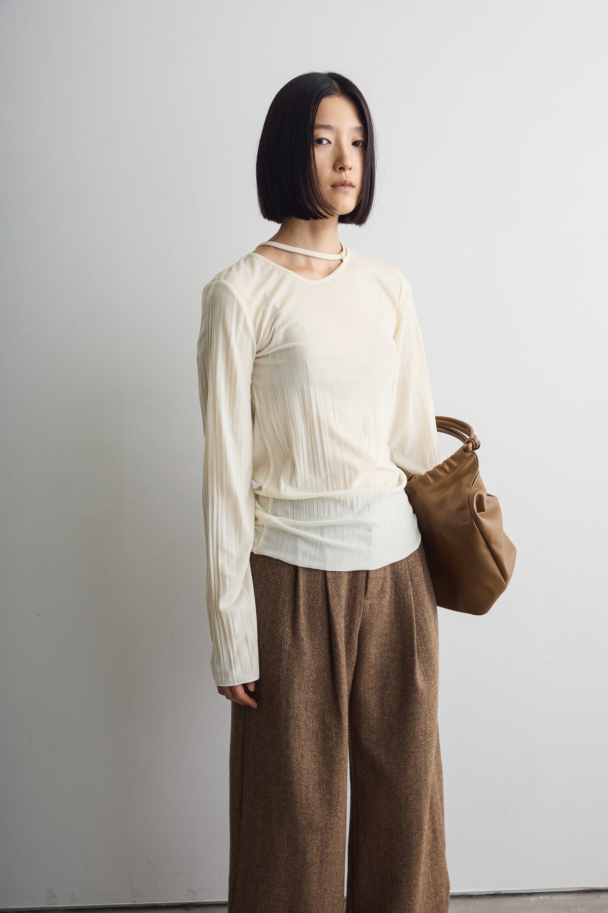 color_ivory