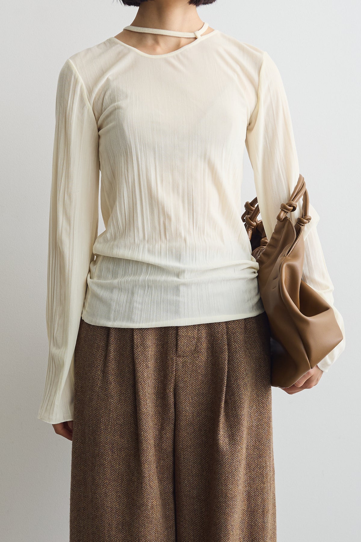 color_ivory