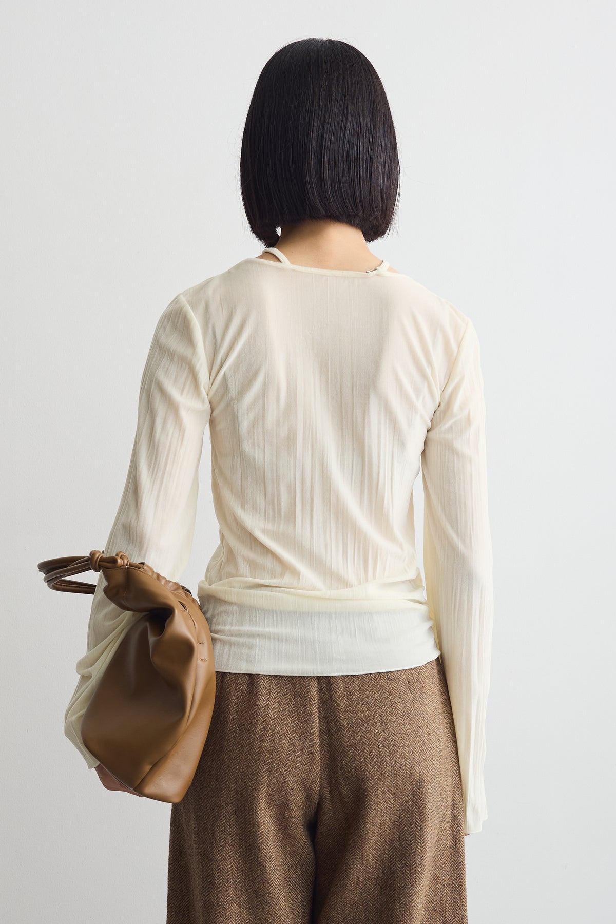 color_ivory