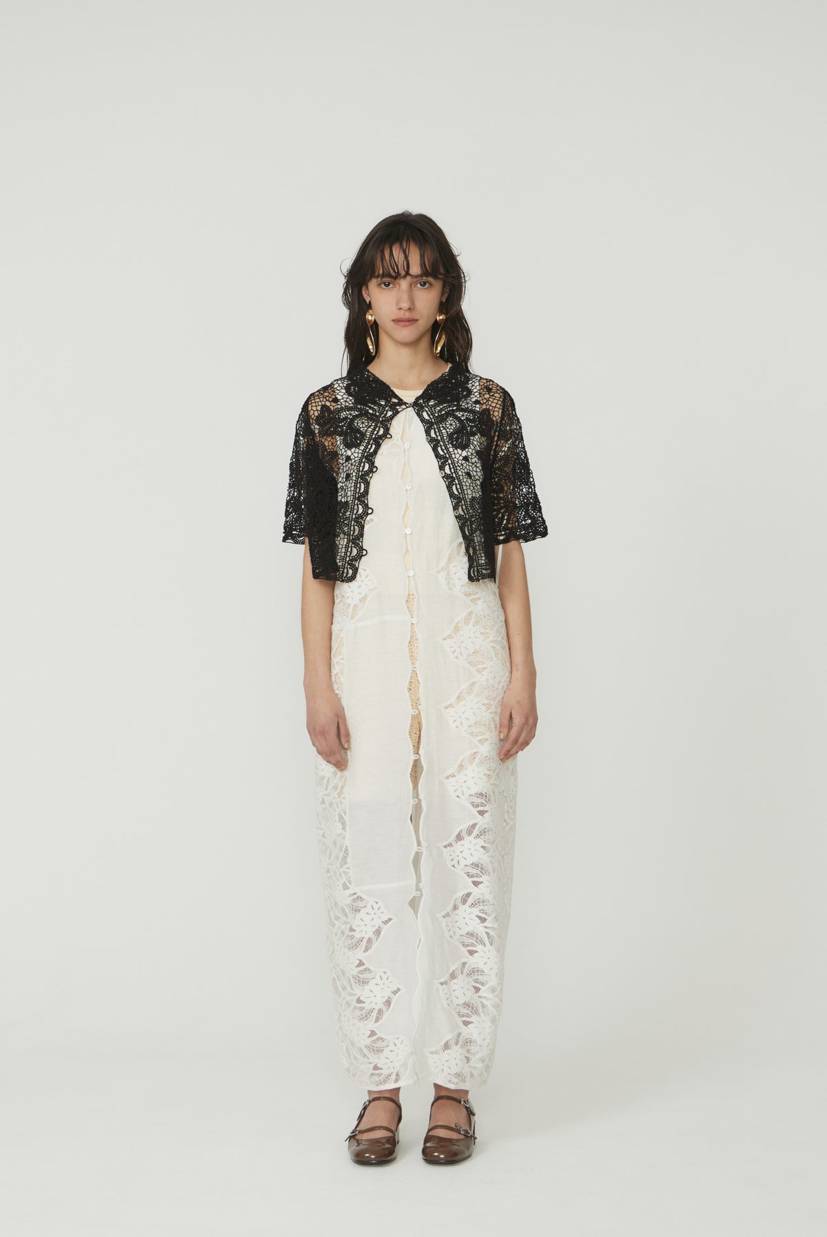 HALF SLEEVE EMBROIDERY LACE BLOUSE【STORE限定】