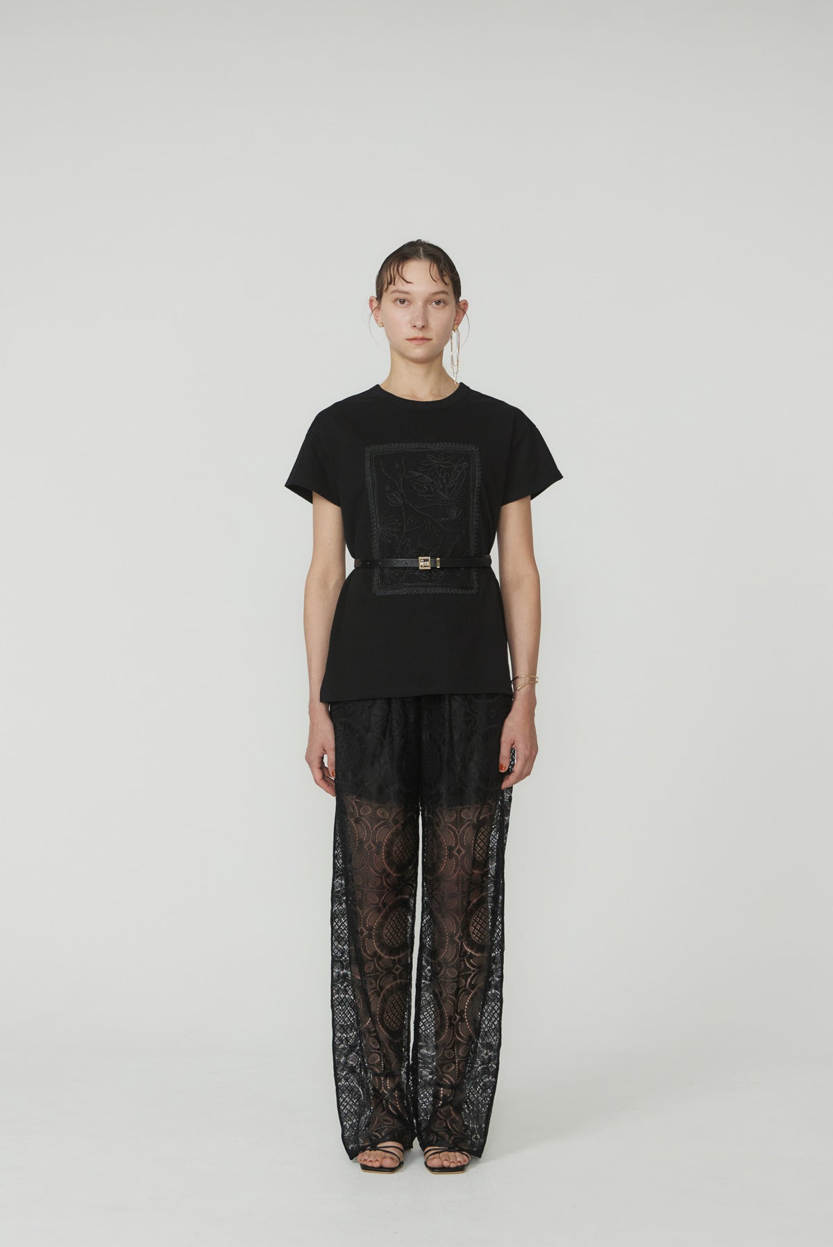 PATTERN LACE EASY PANTS 