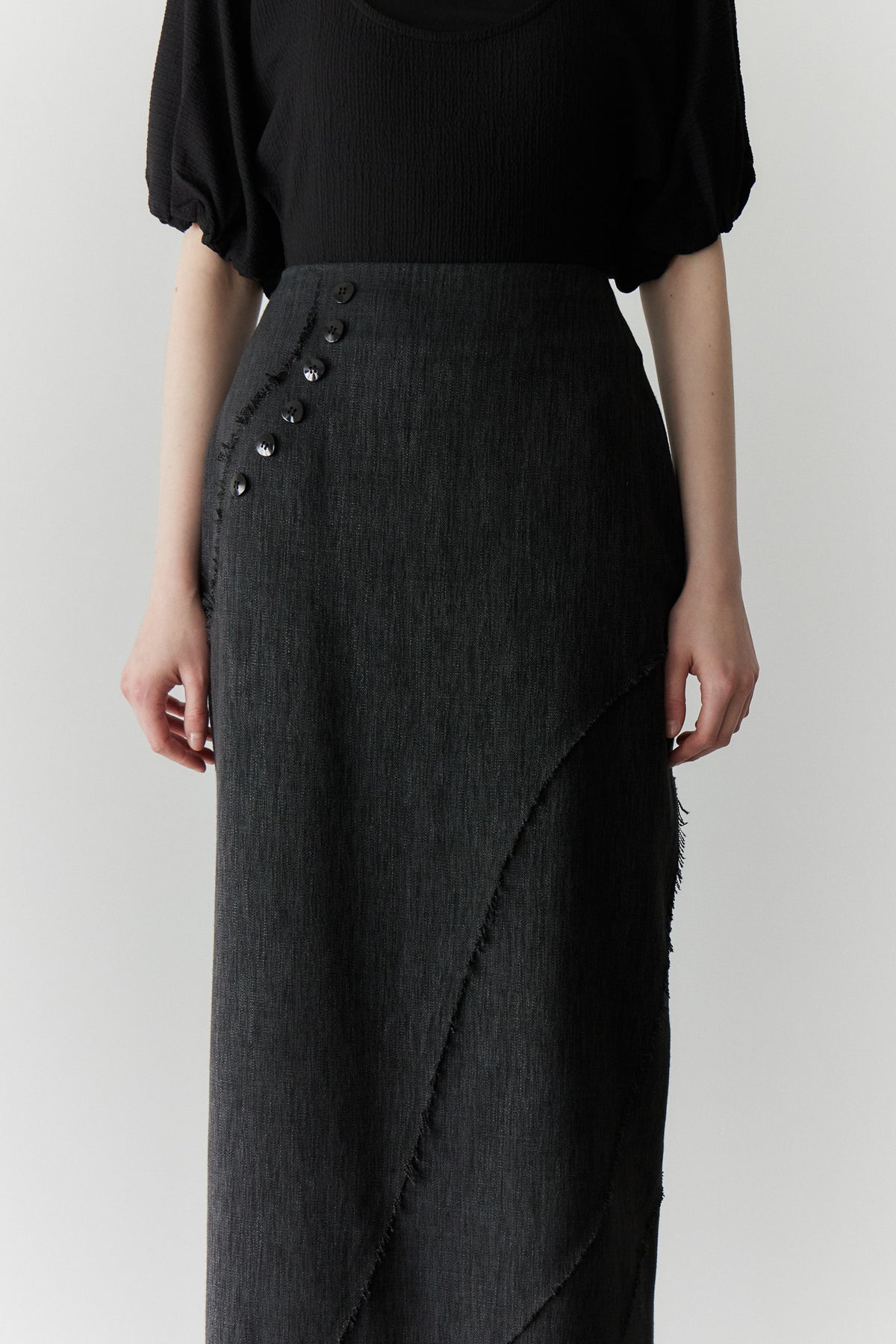 WAVE LINE MAXI SKIRT 