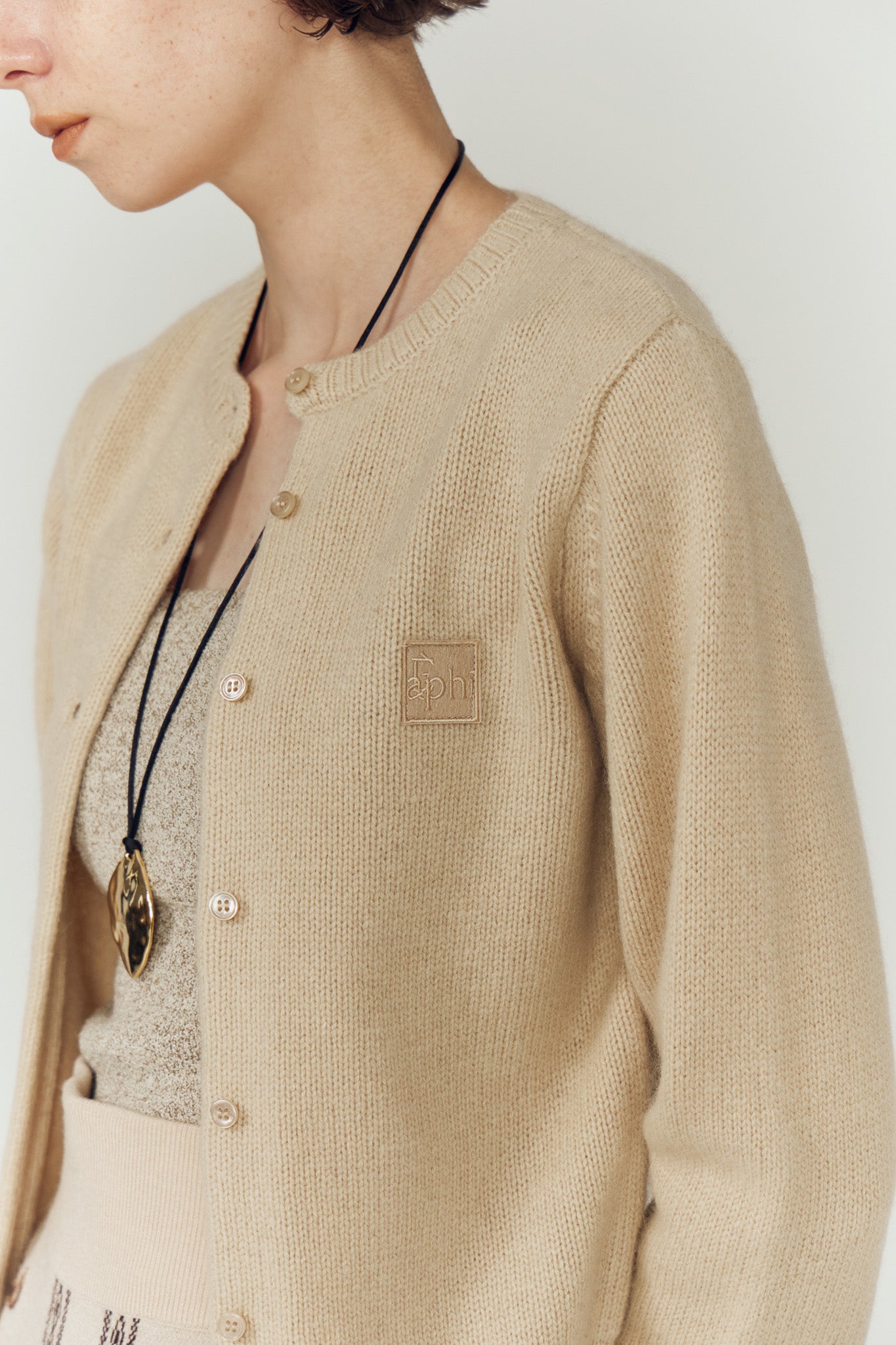 トップス eaphi WOOL KNIT LOGO CARDIGAN WOOL KNIT LOGO CARDIGAN