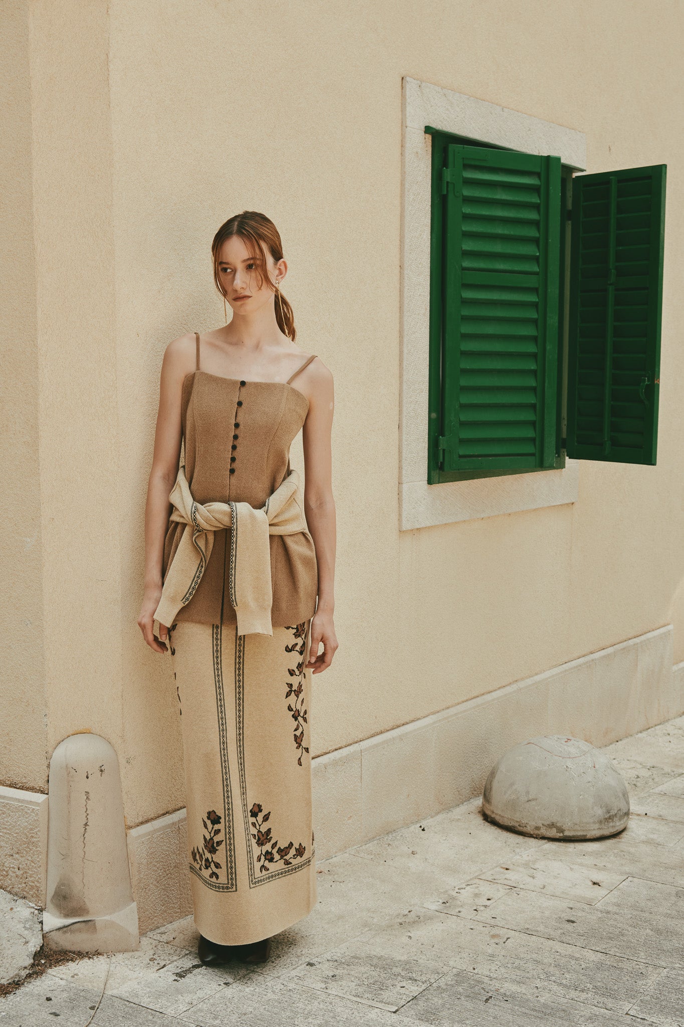 CLASSIC WAVE WOOL BUSTIER