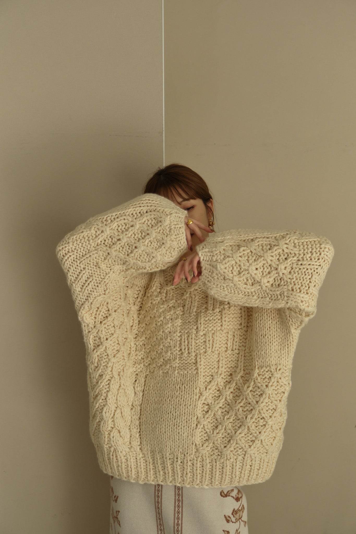 レディースEaphi hand design over knit