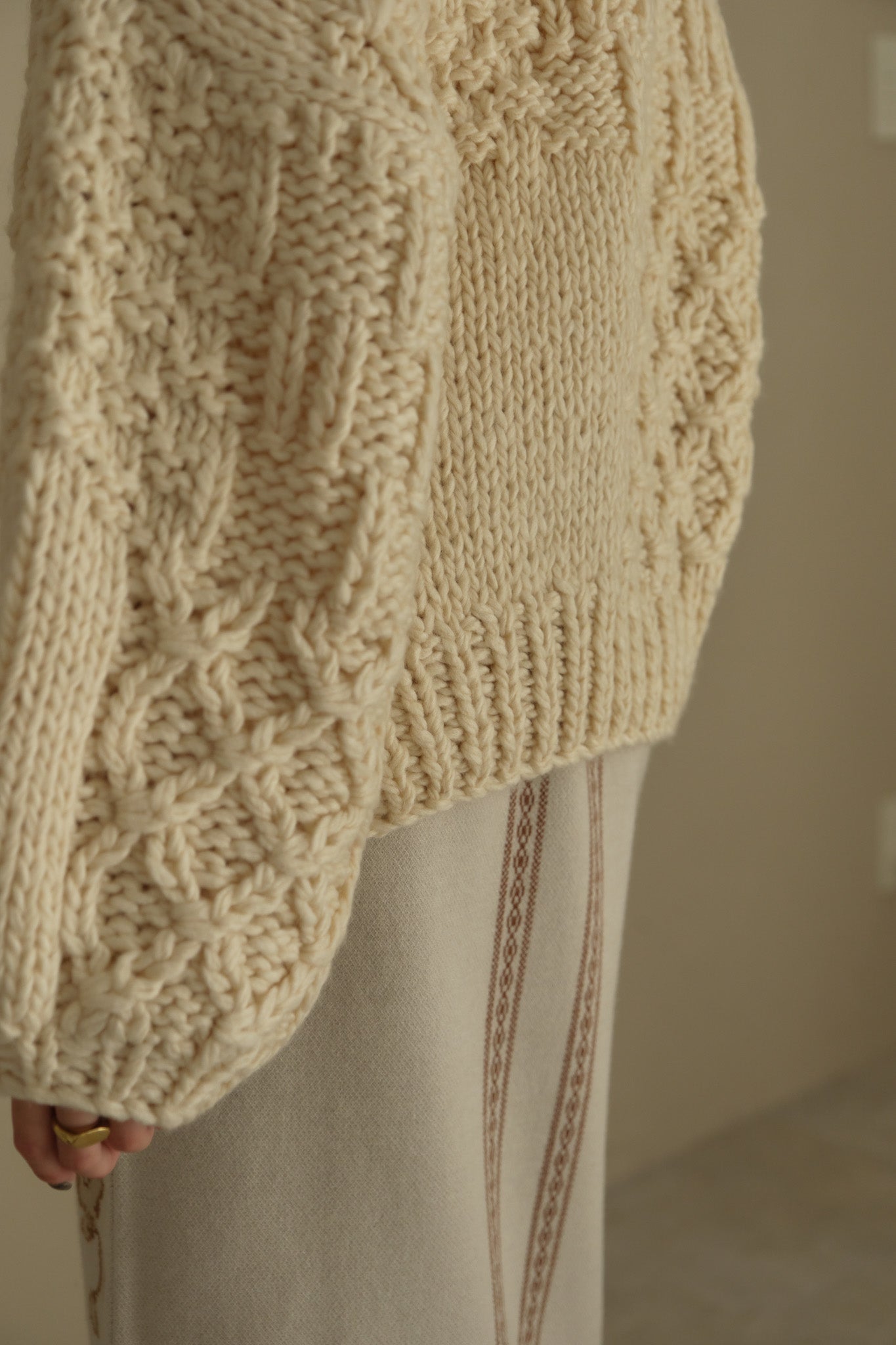 hand design over knit – Eaphi