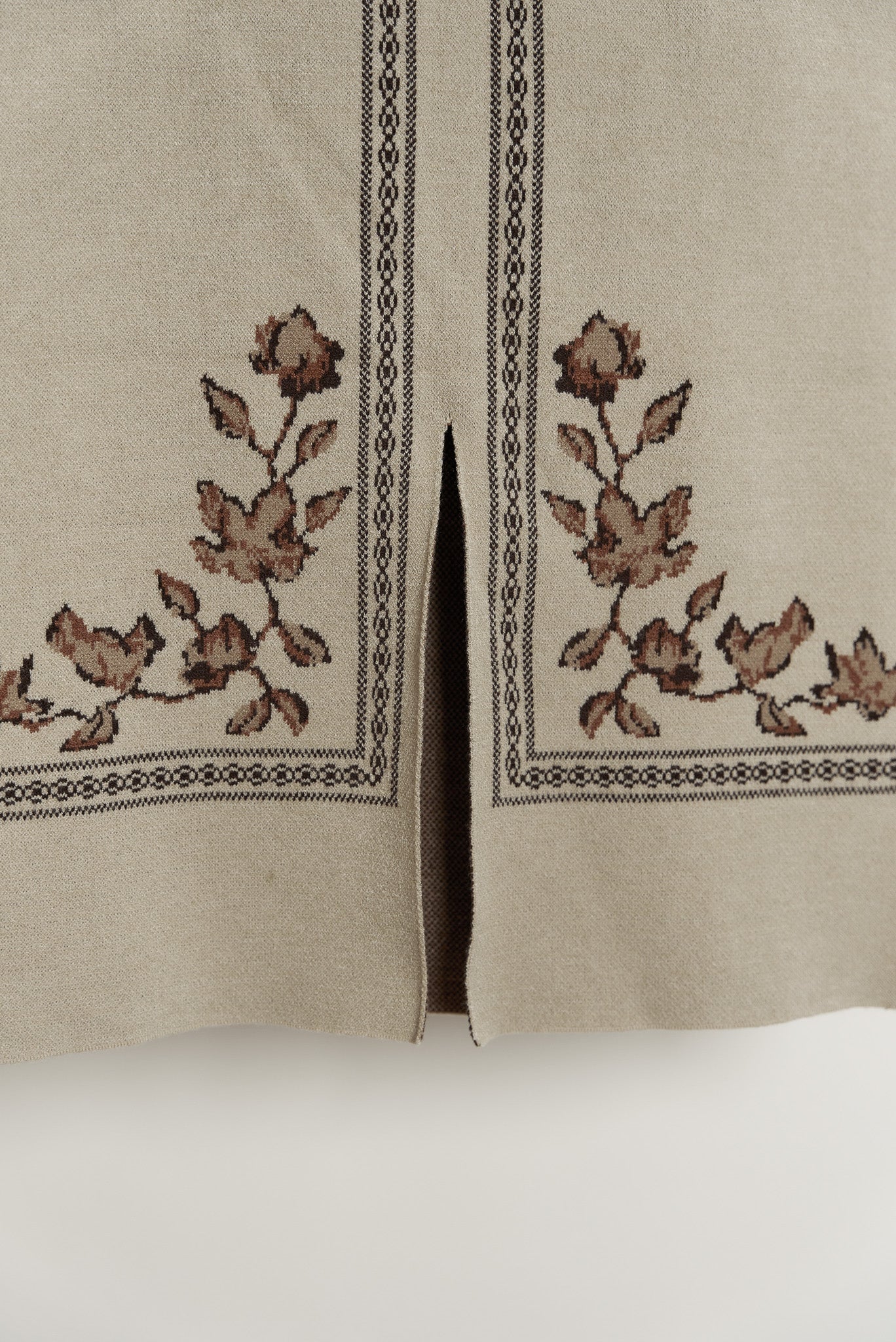 scarf motif knit skirt