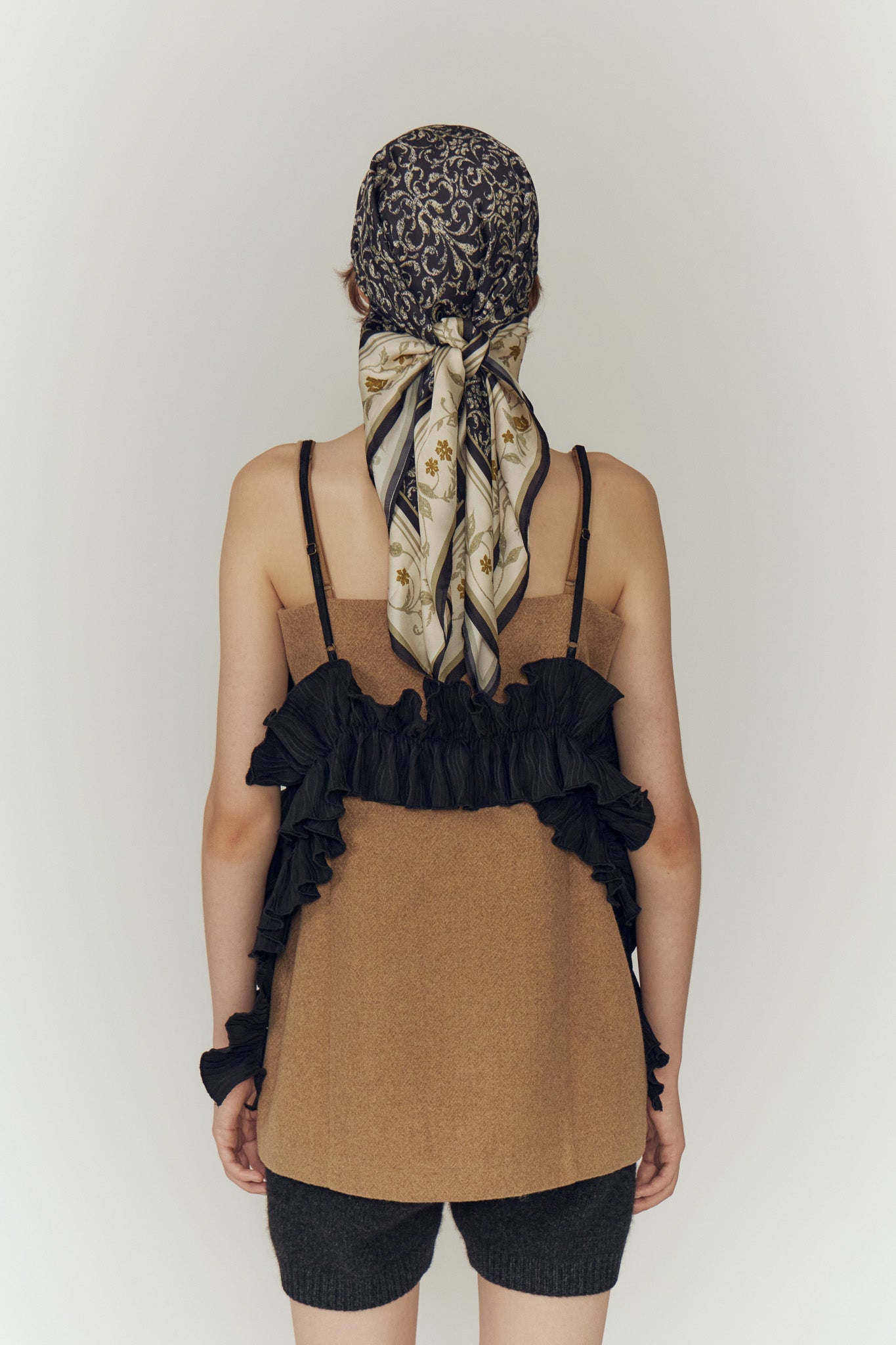 FEELING FRILLS BUSTIER