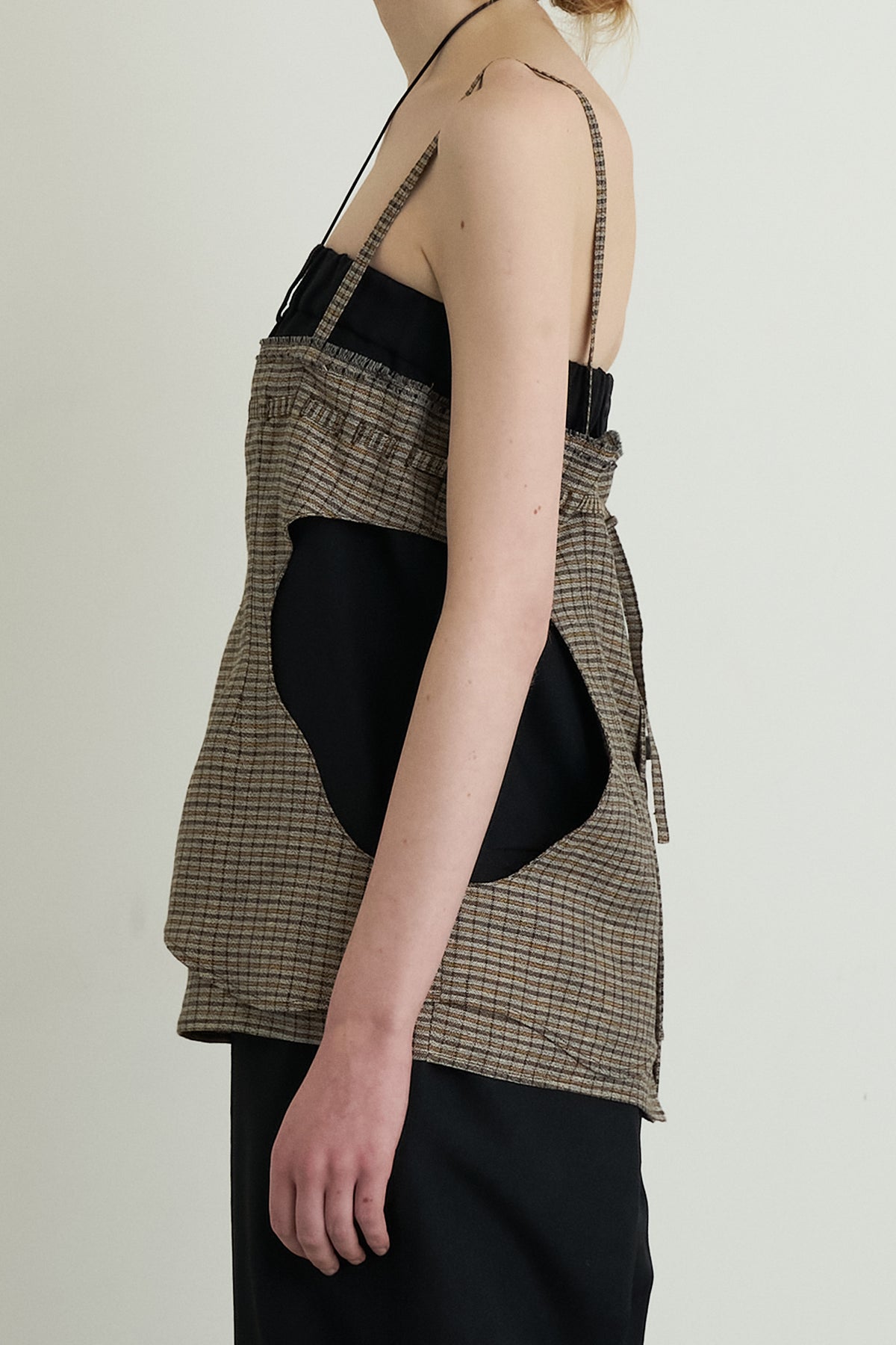 color_brown