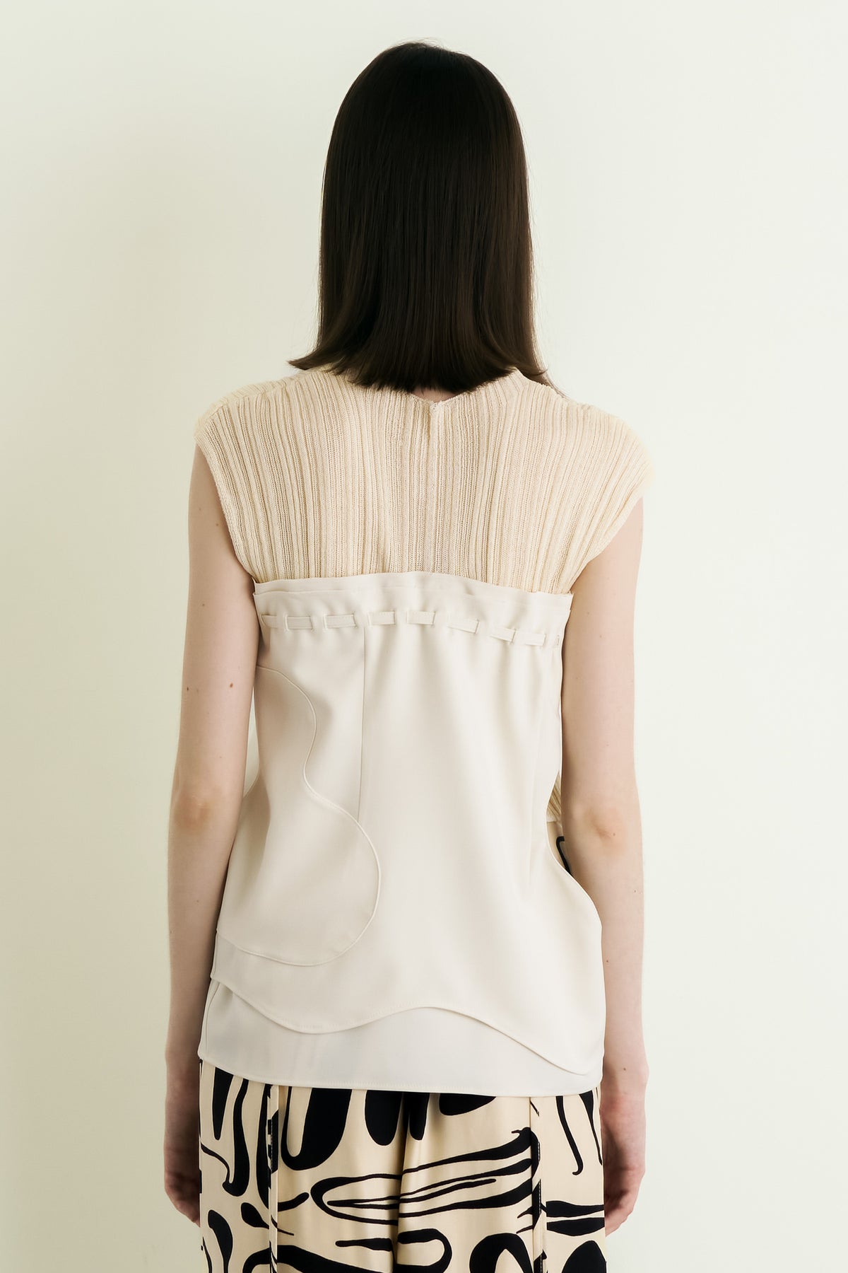 color_offwhite