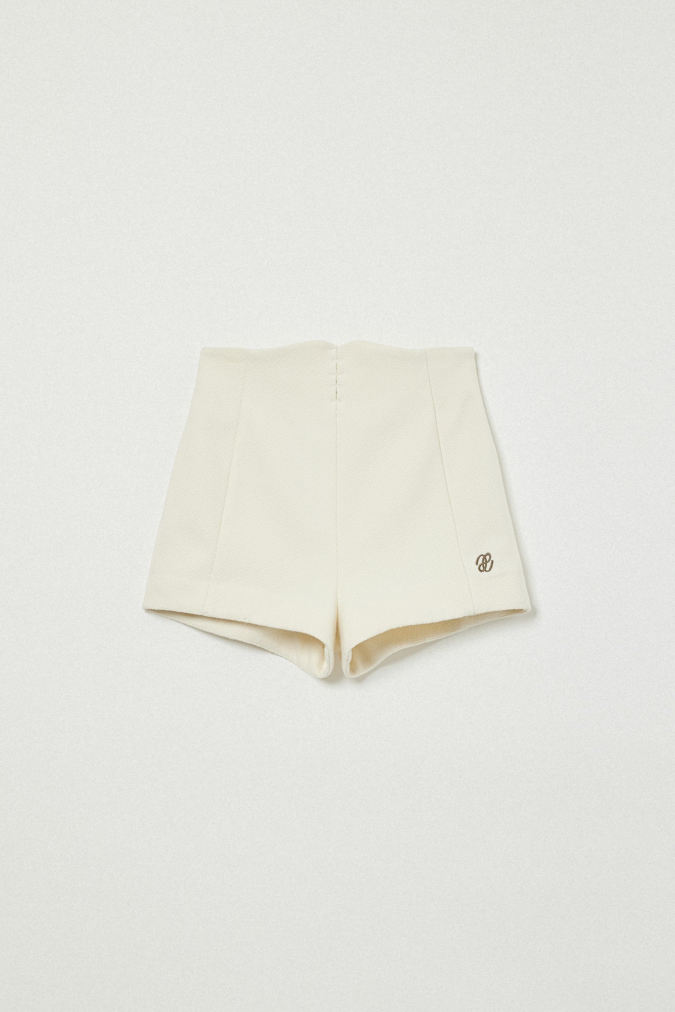 CLASSIC WOOL SHORT PANTS
