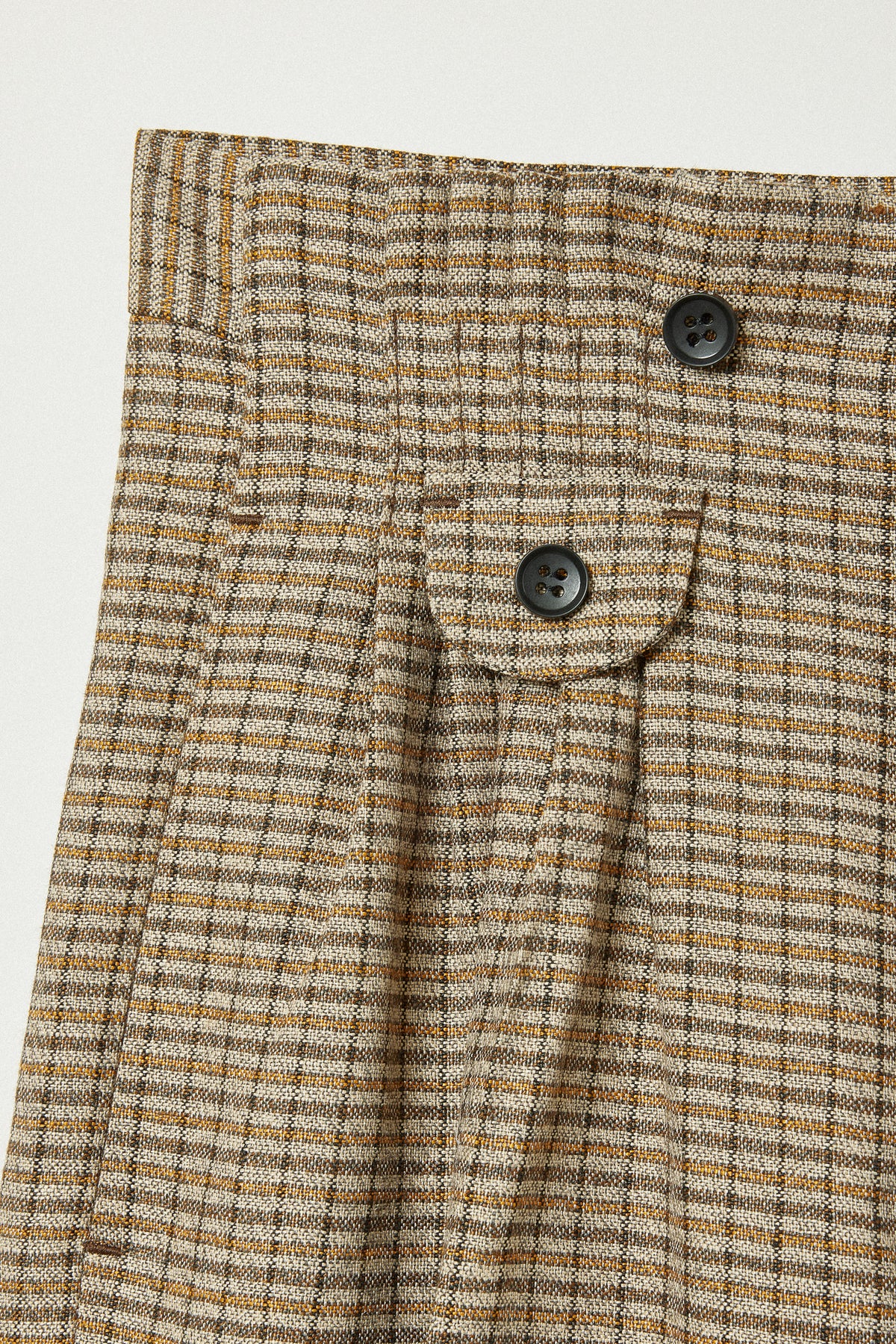 color_brown