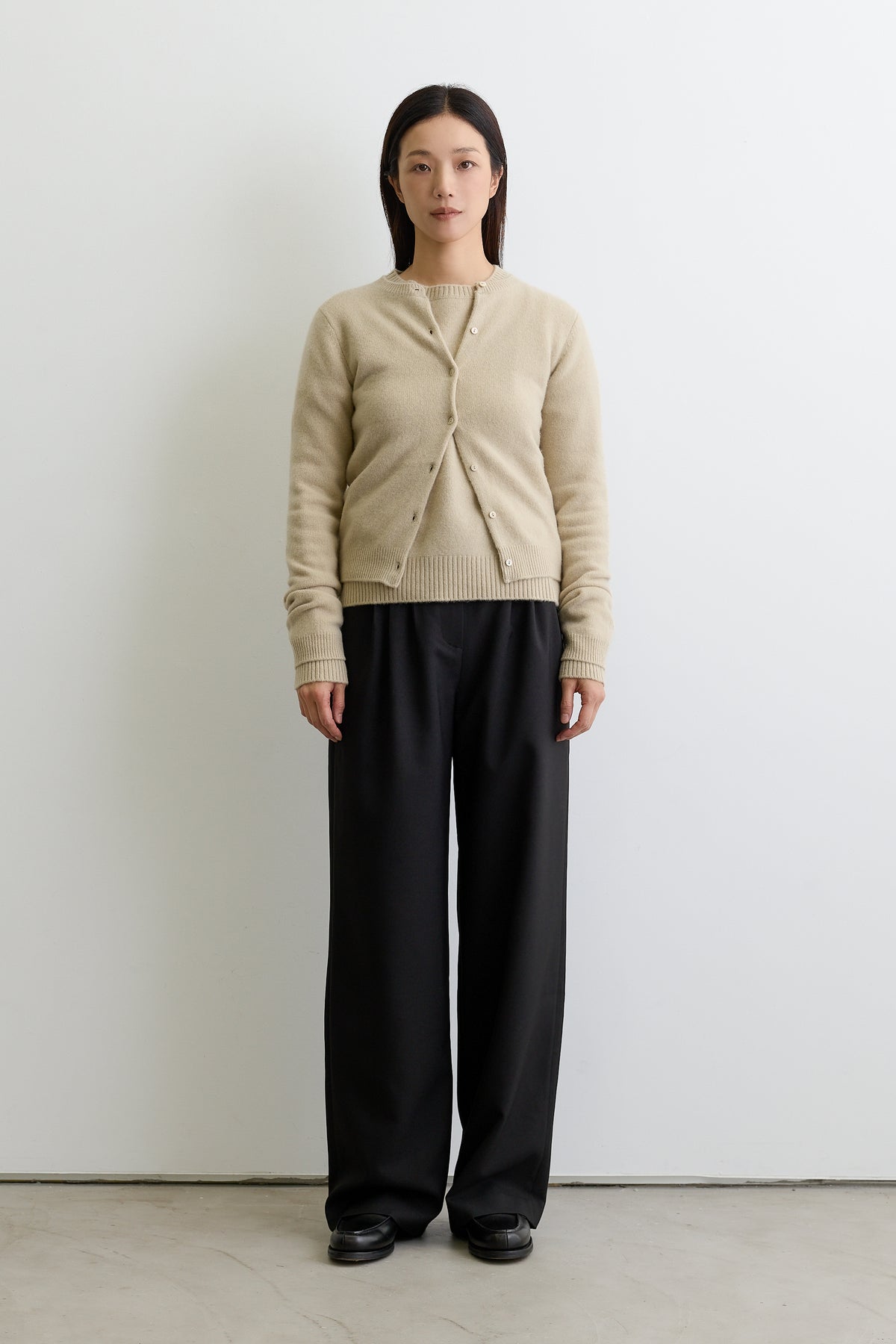 color_beige