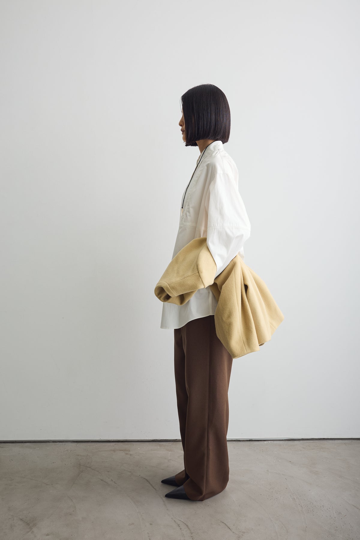 color_offwhite