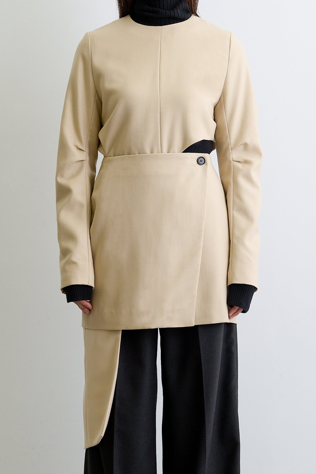 color_beige