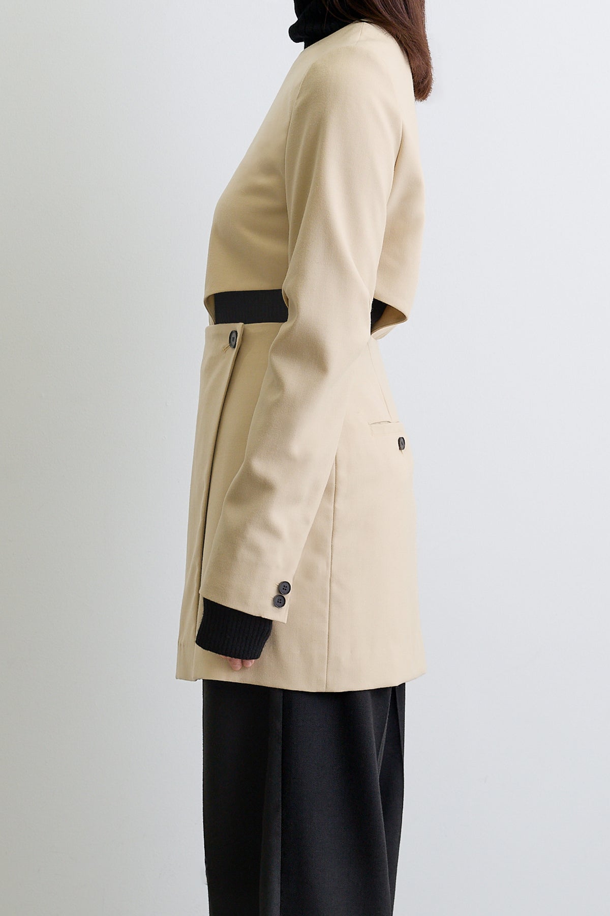color_beige