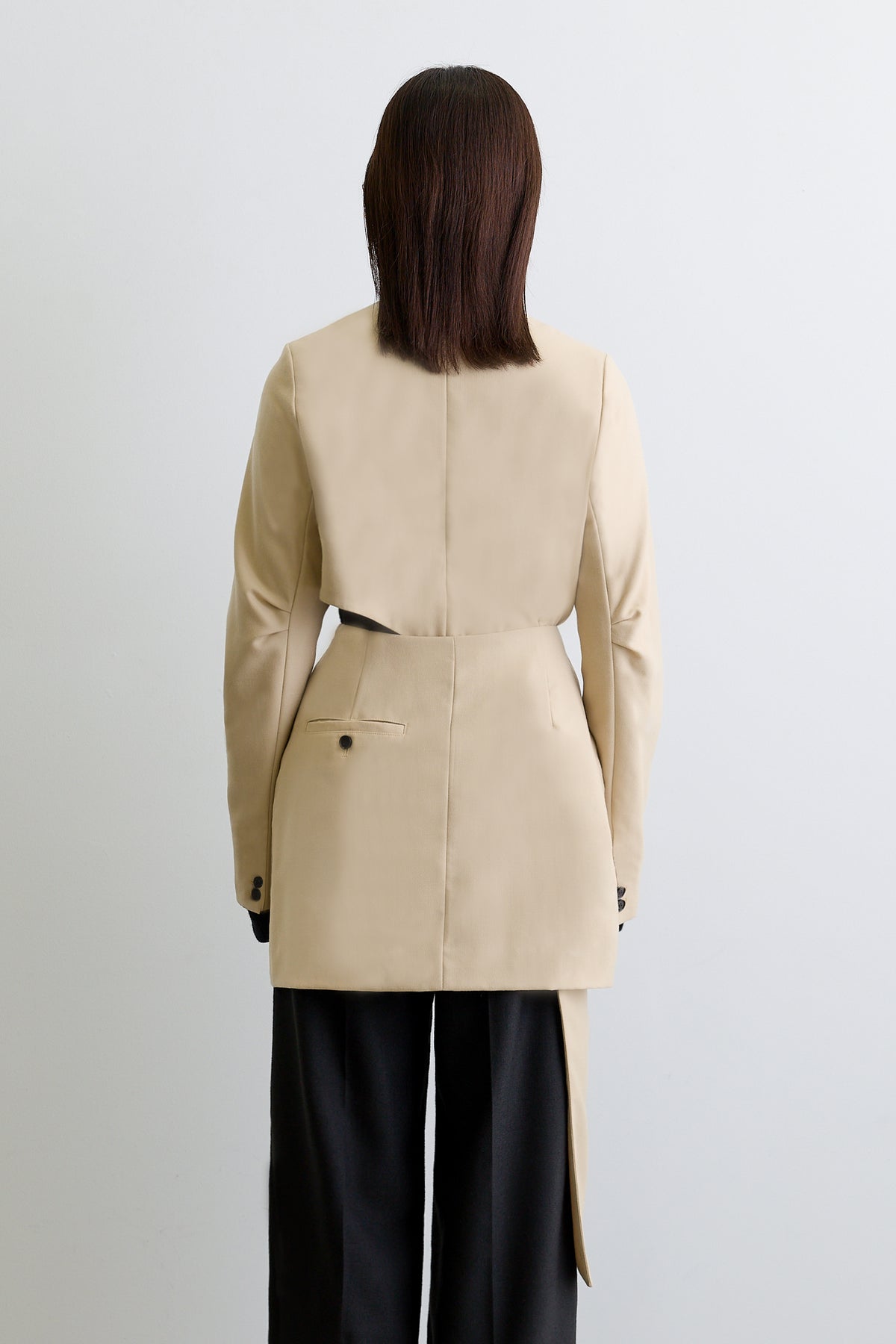 color_beige