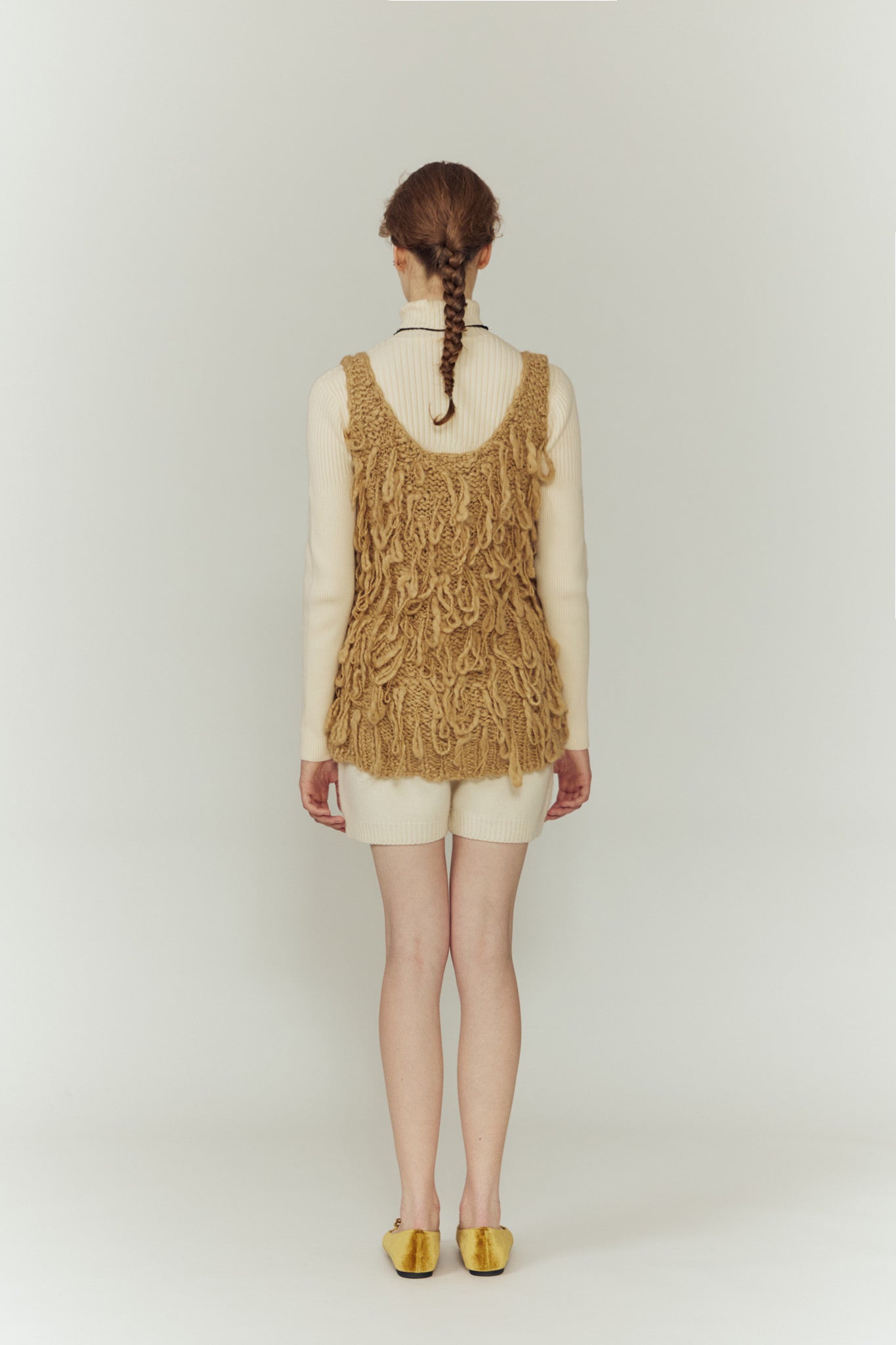 WOOL KNIT SHORT PANTS