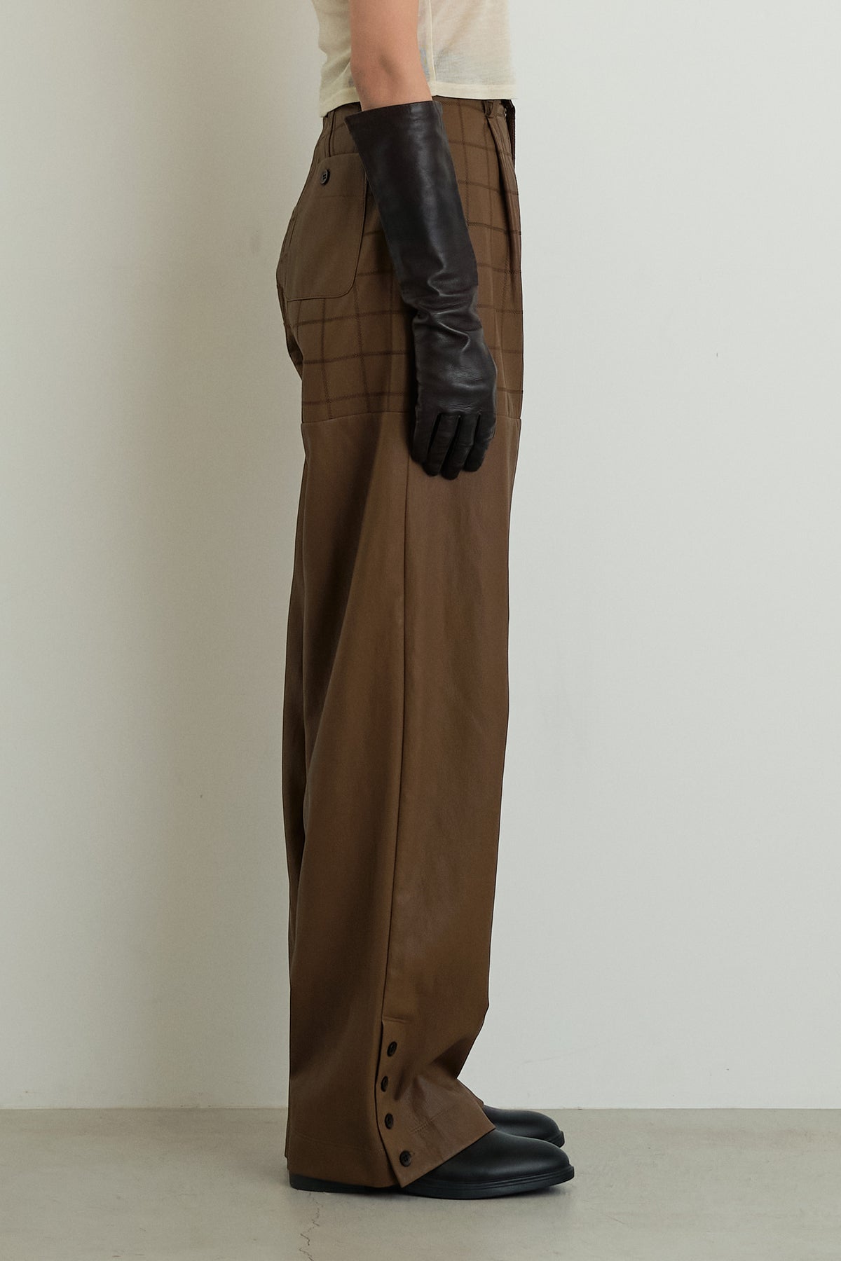 color_brown