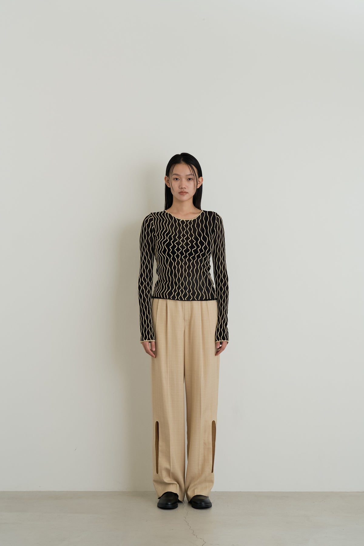 color_beige