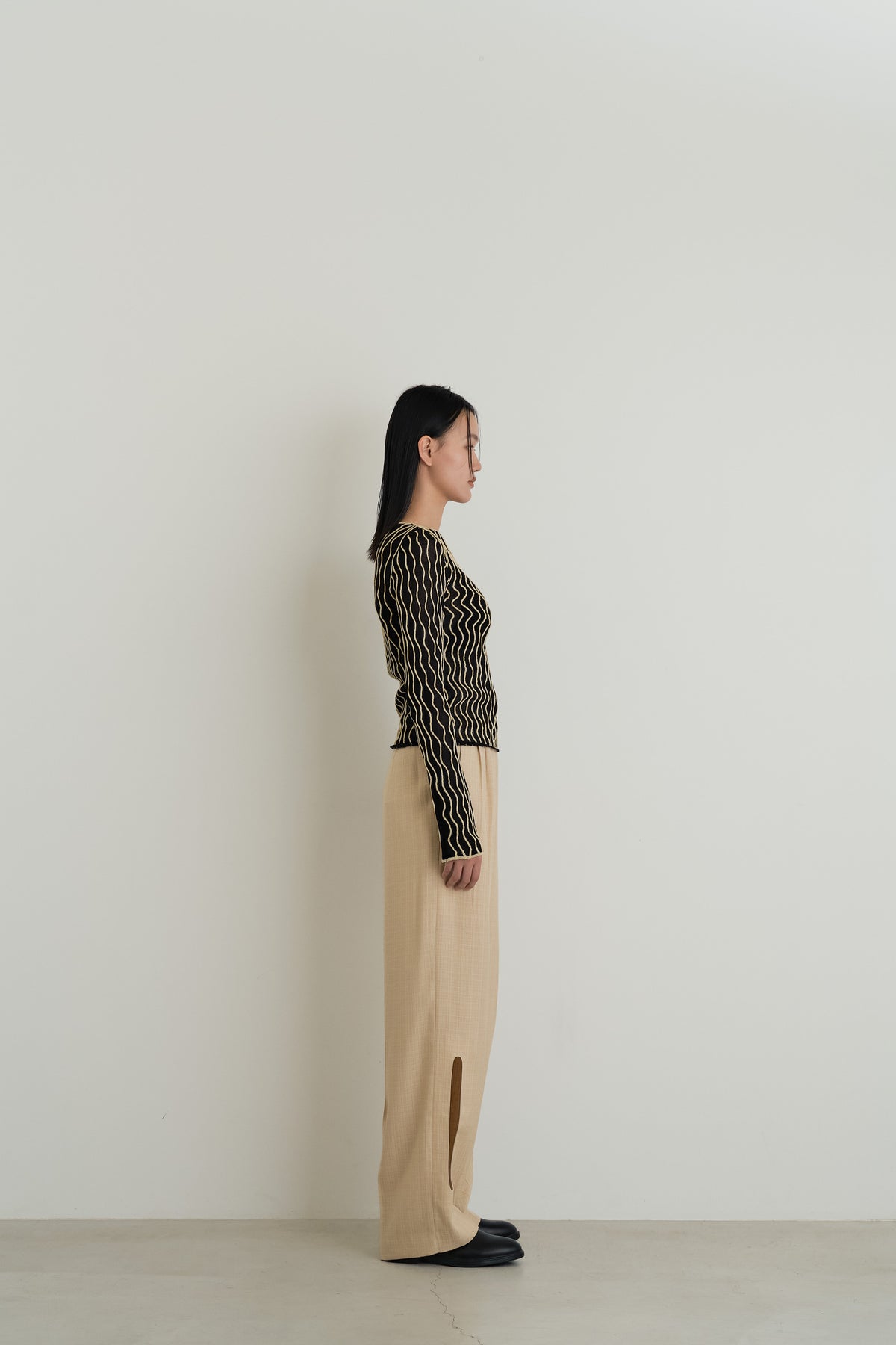 color_beige