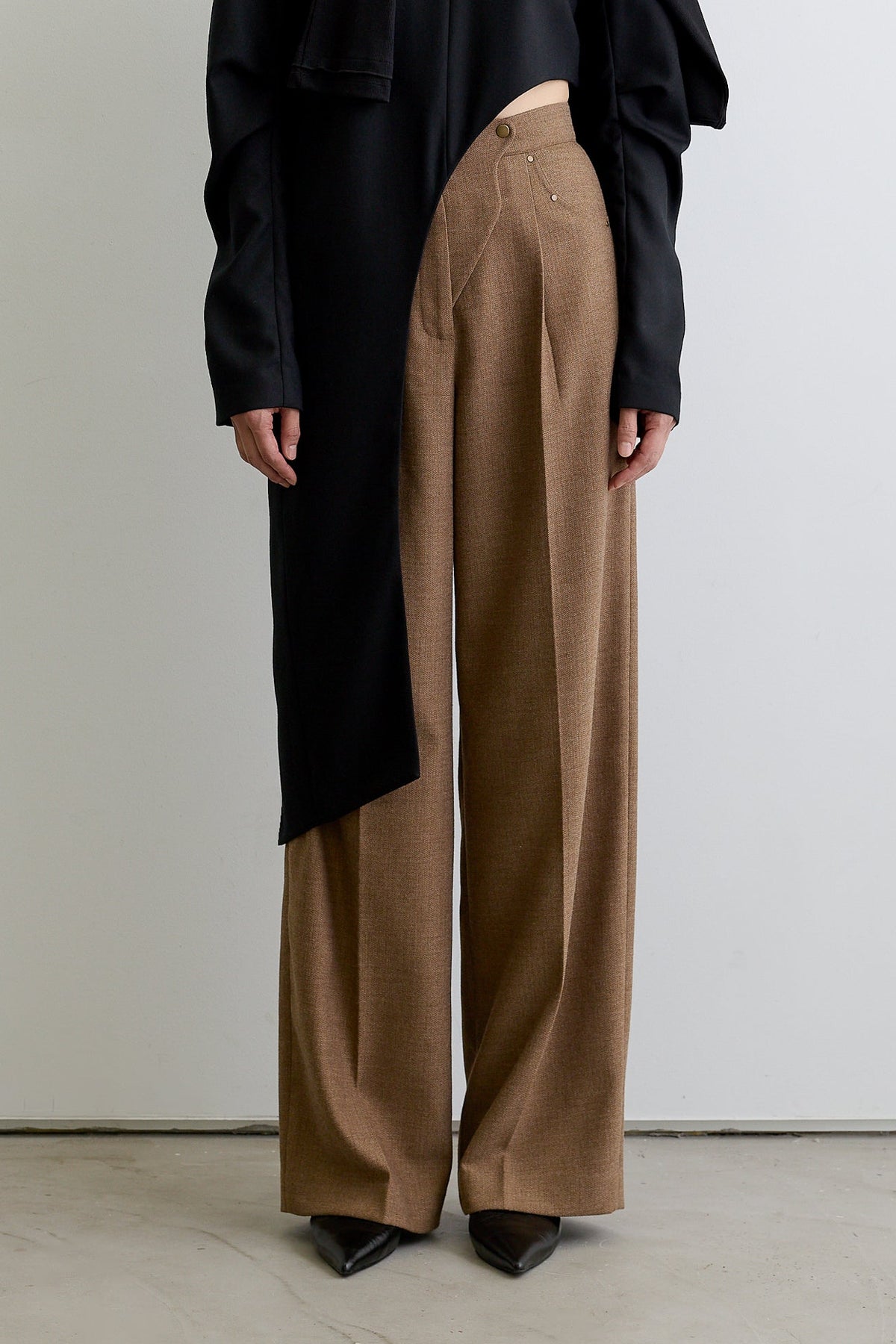 color_brown