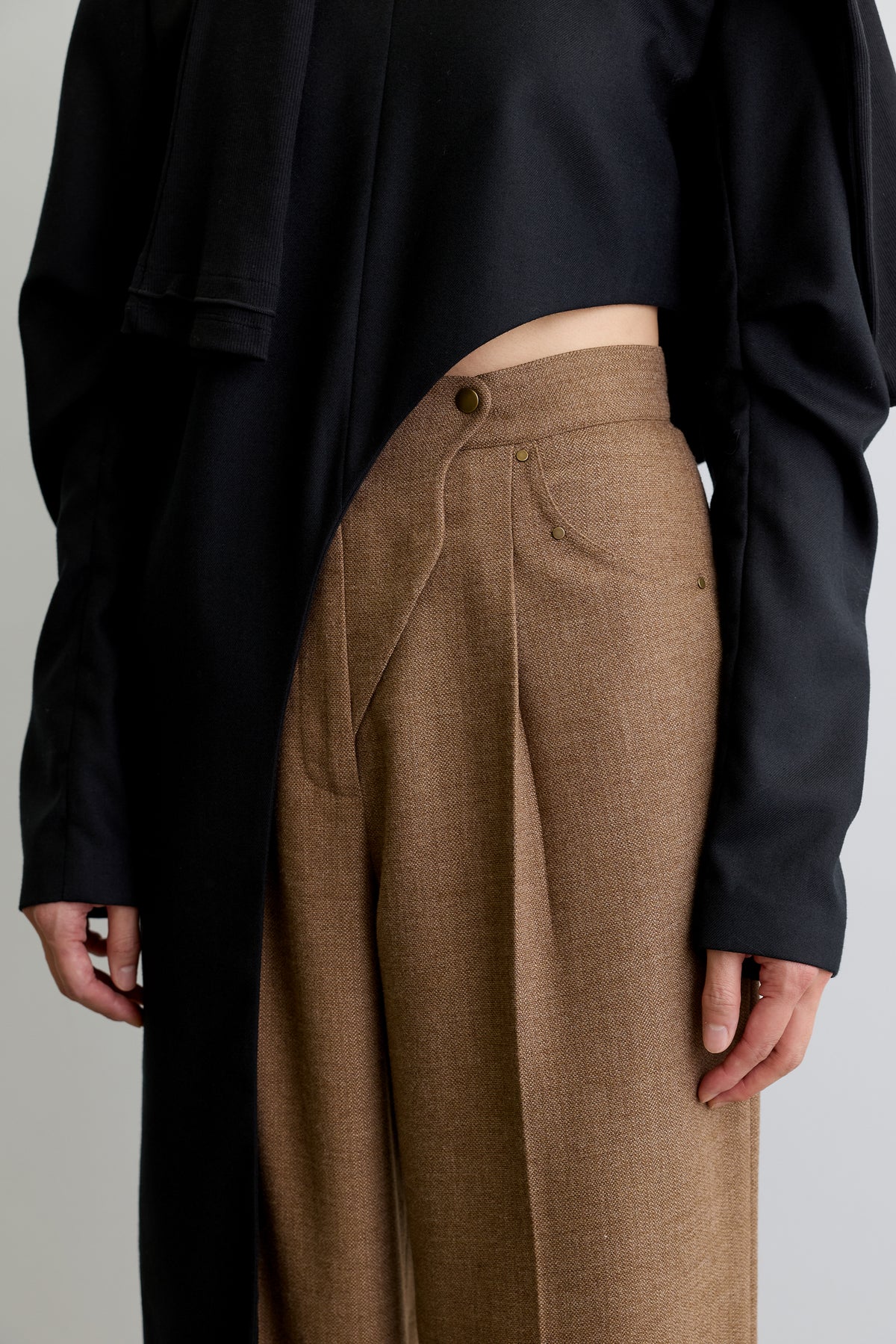 color_brown