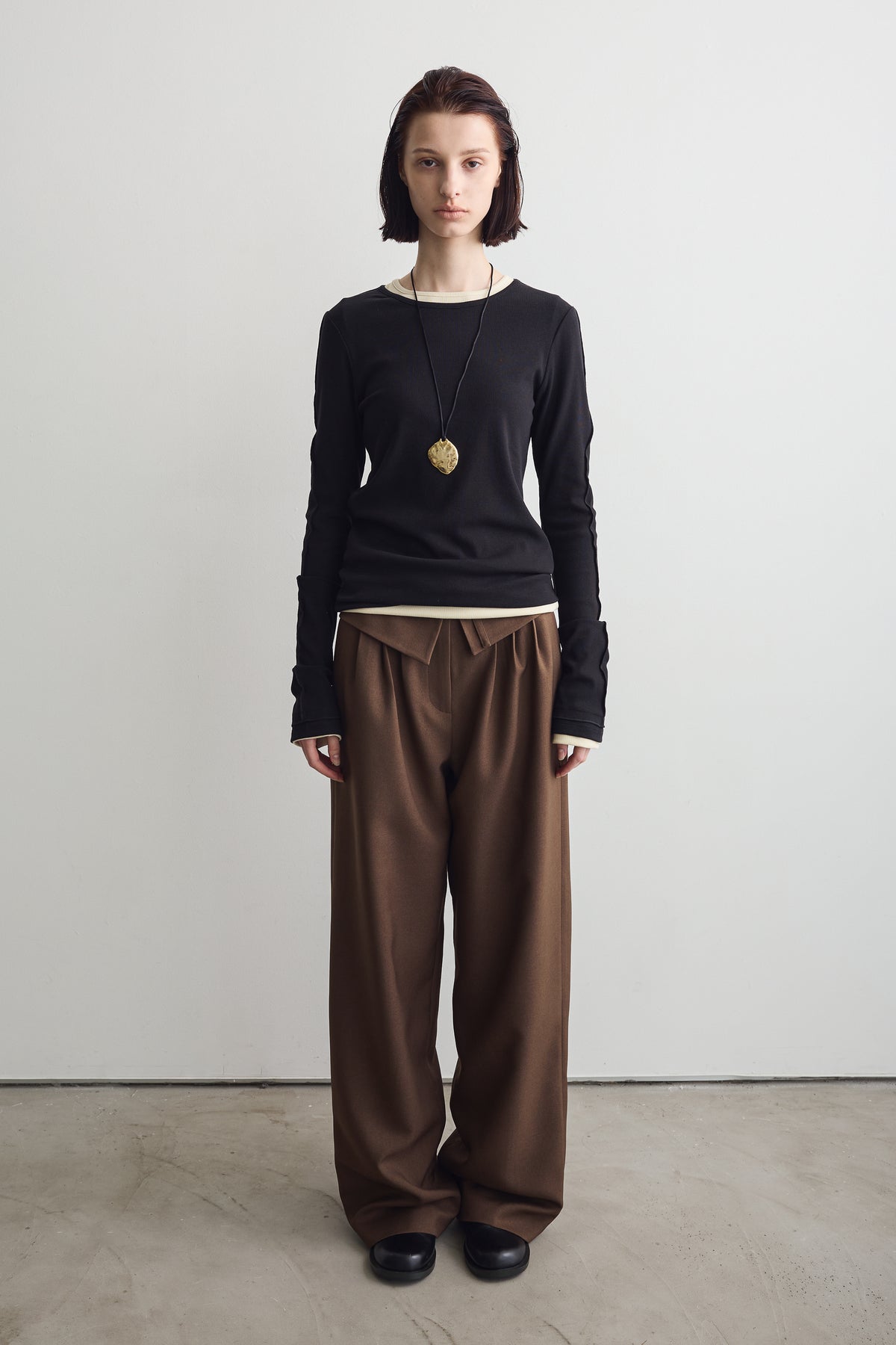 color_brown