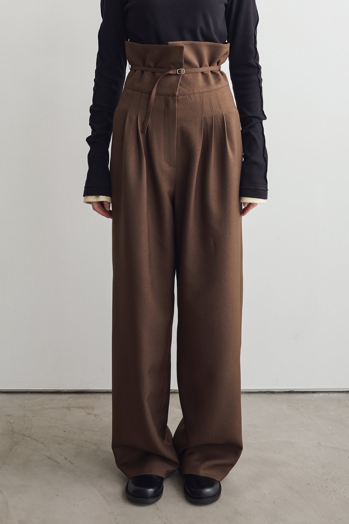 color_brown