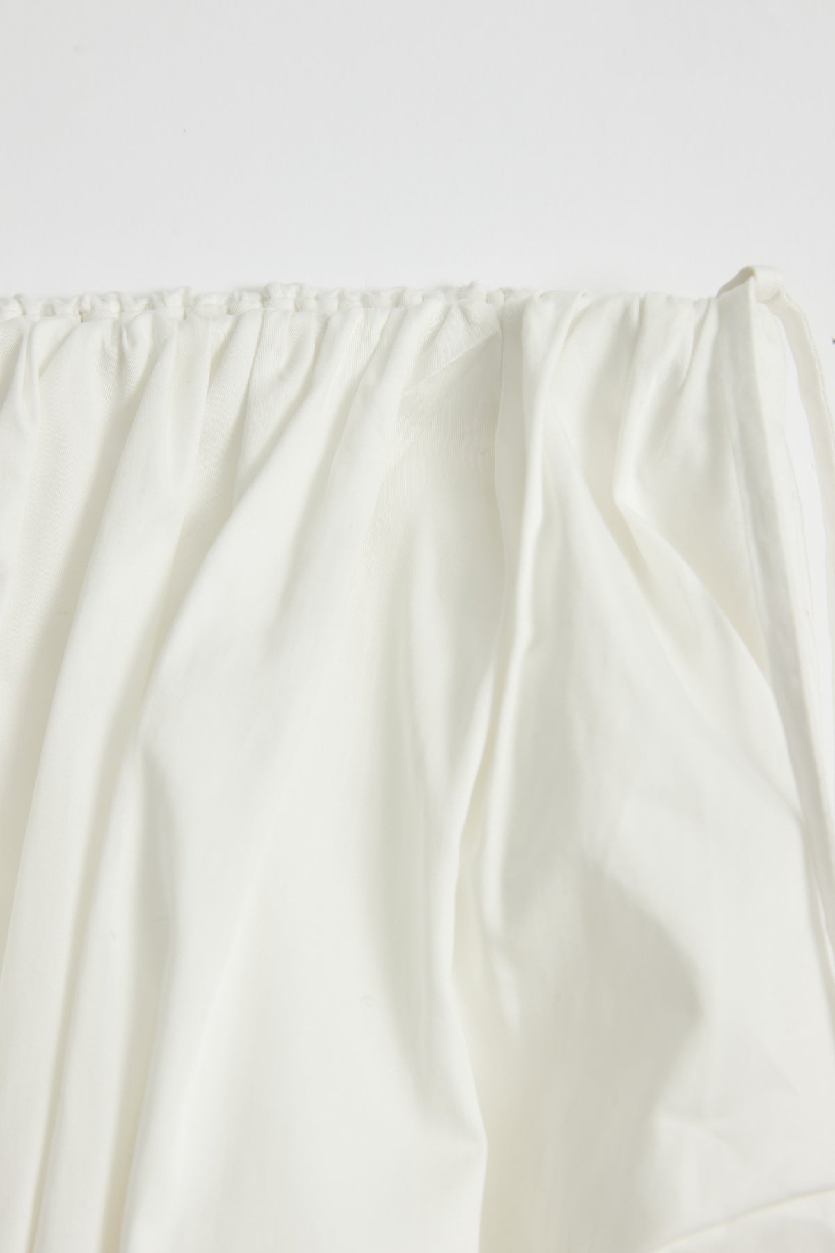 color_offwhite