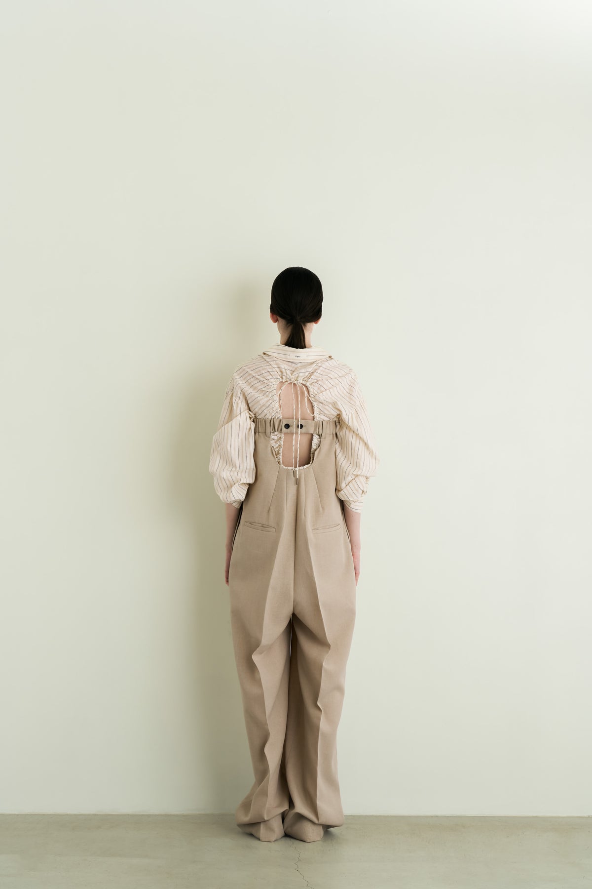 color_beige