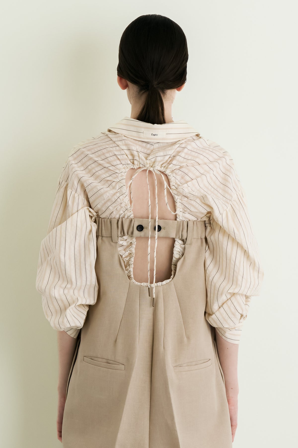 color_beige