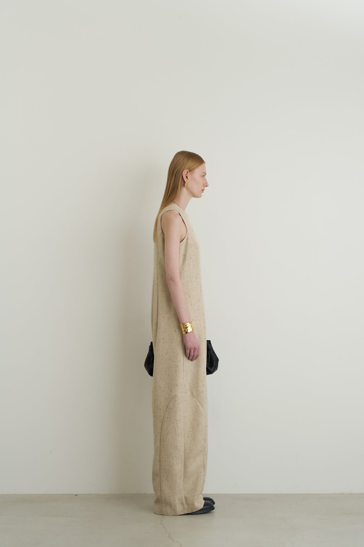 color_beige