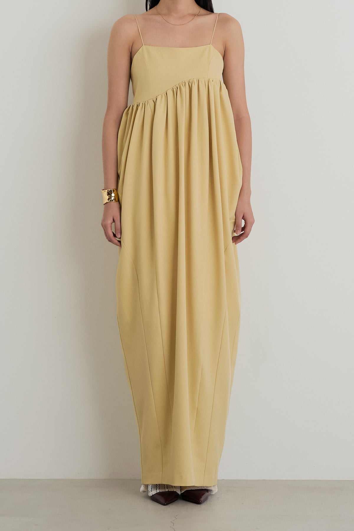 color_light yellow