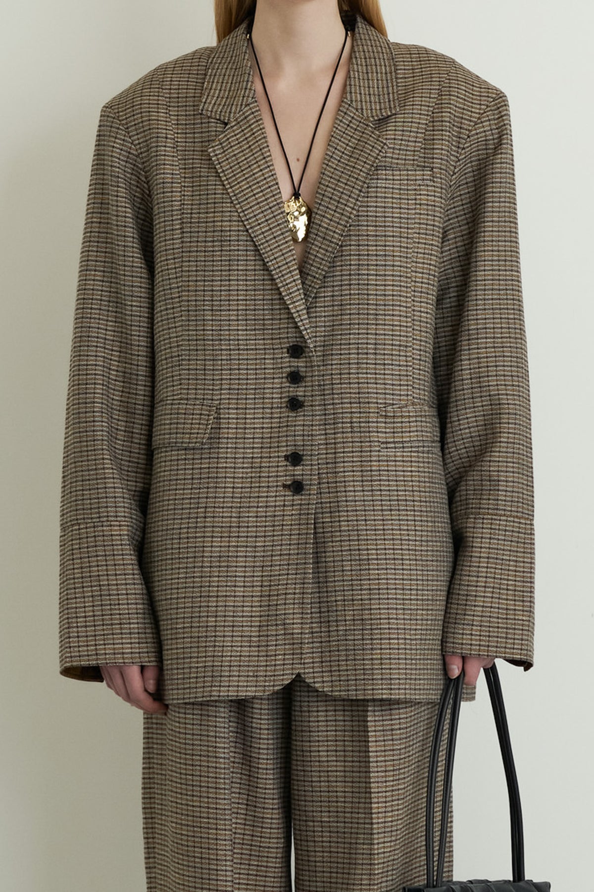 color_brown