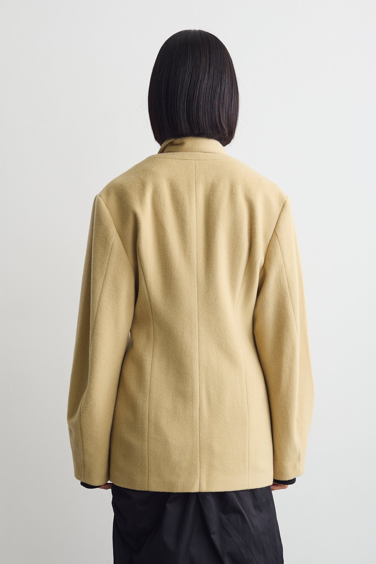 color_beige
