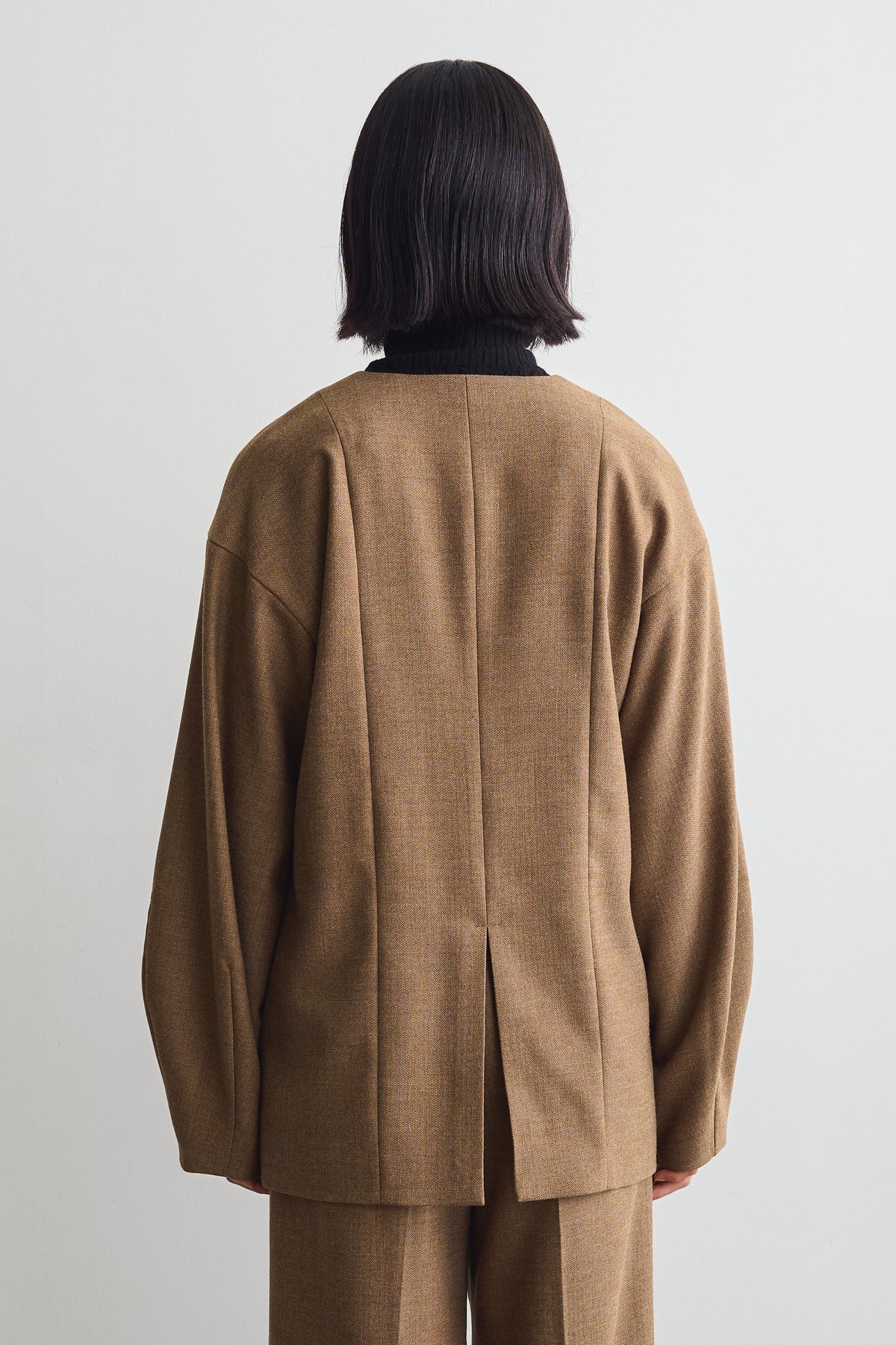 color_brown