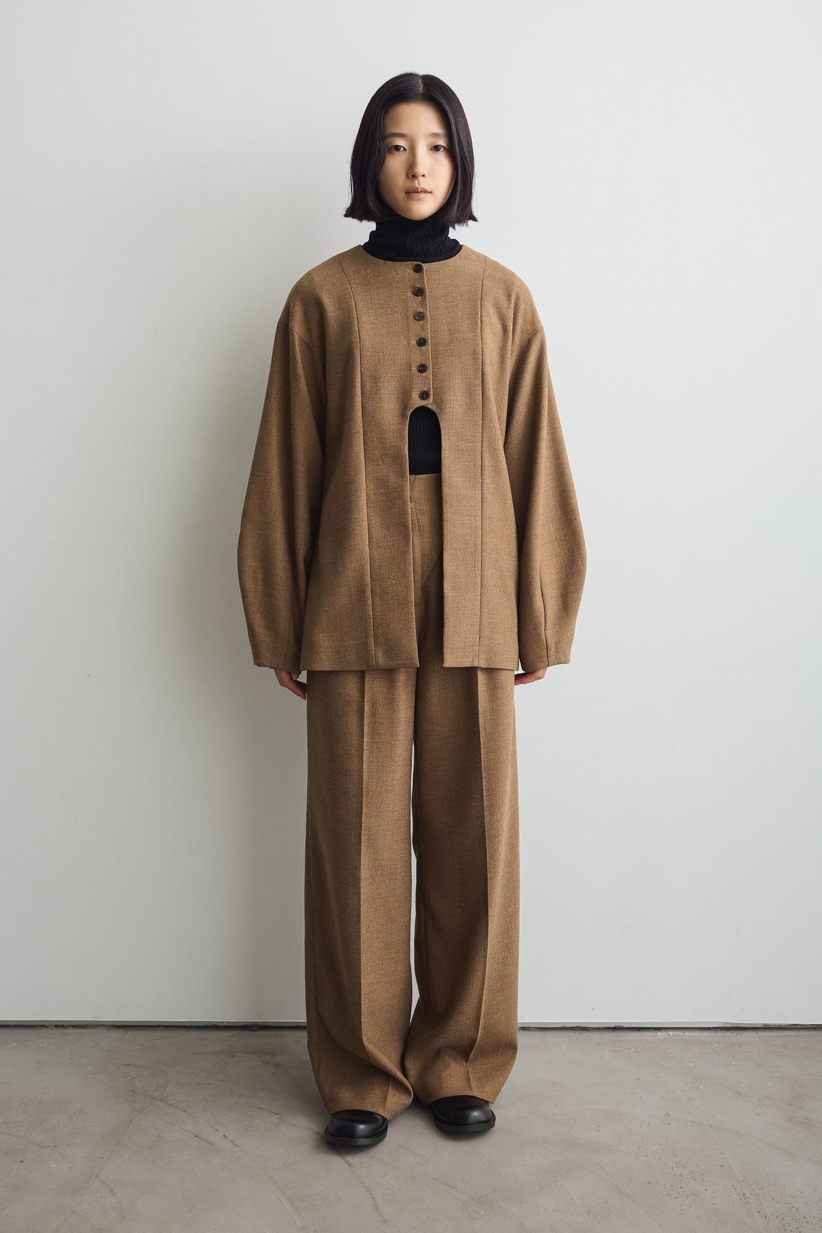 color_brown