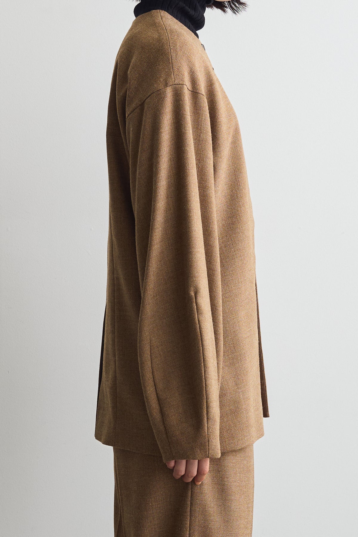 color_brown