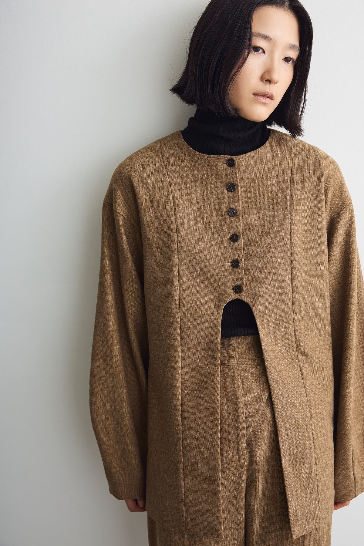 color_brown
