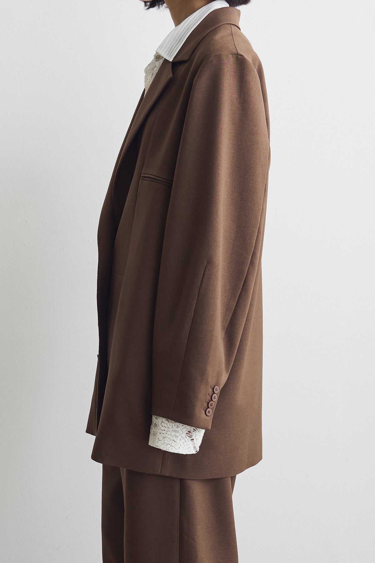 color_brown