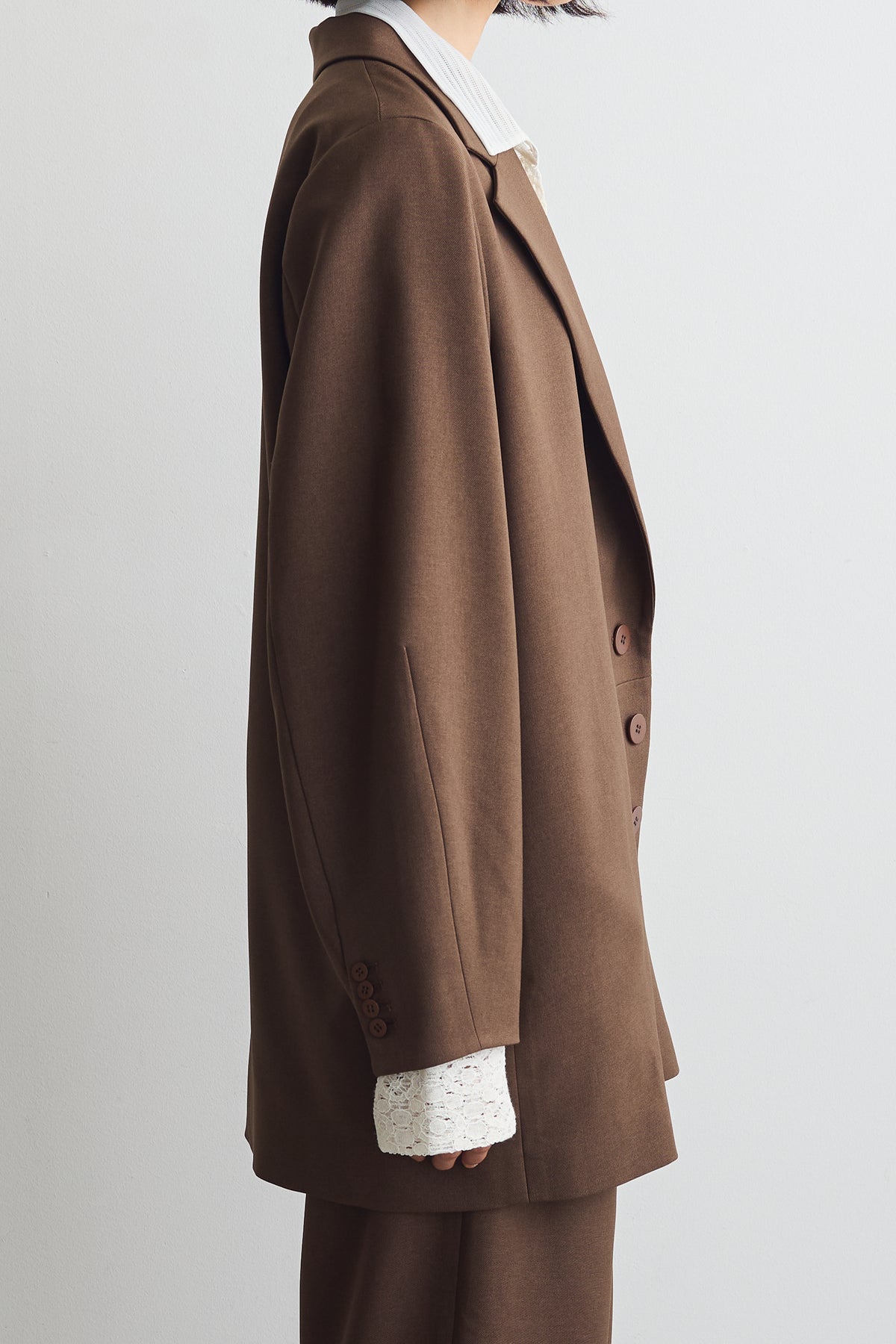 color_brown