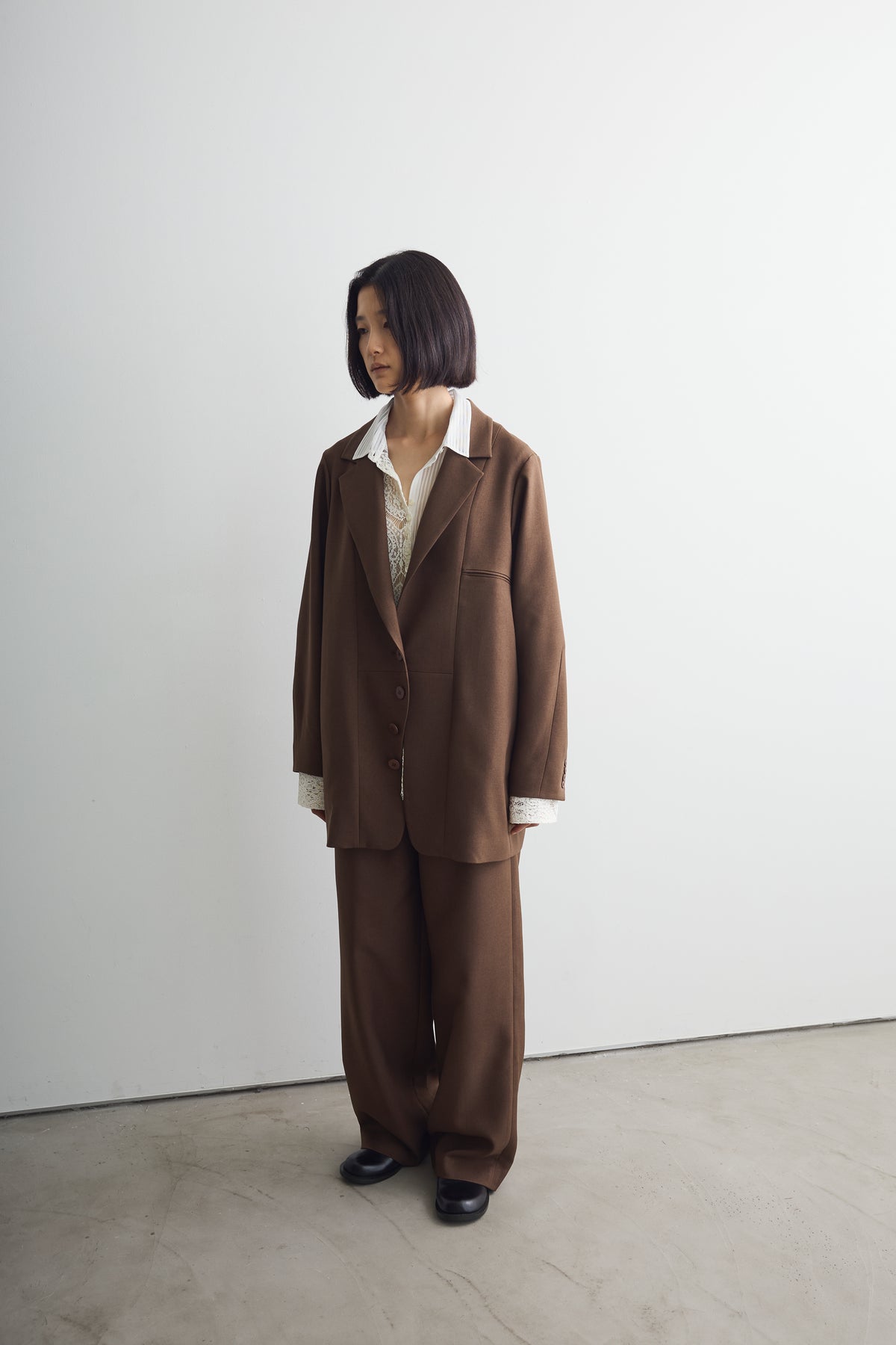 color_brown