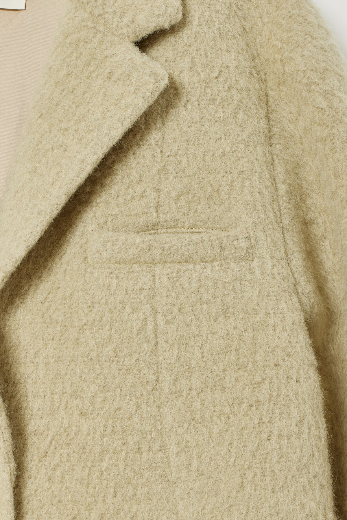 color_beige