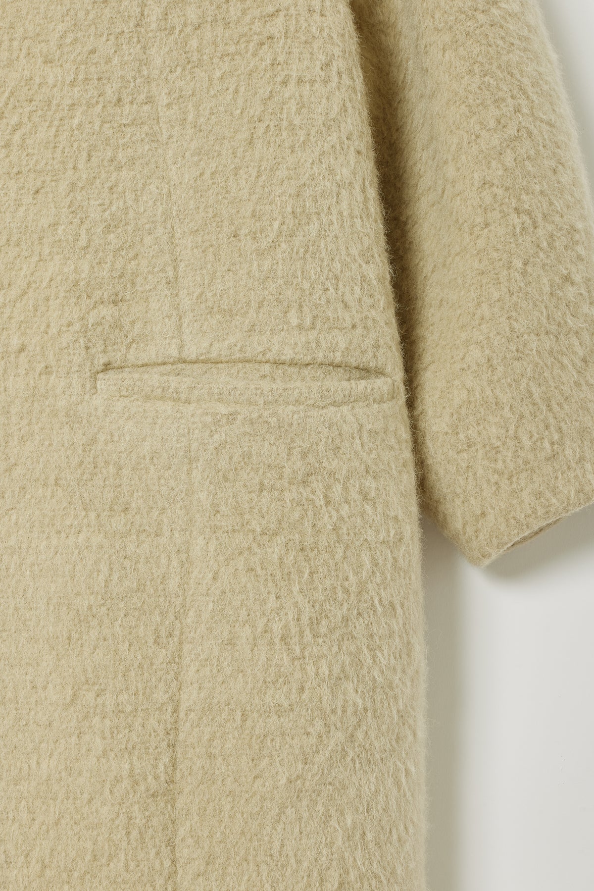 color_beige